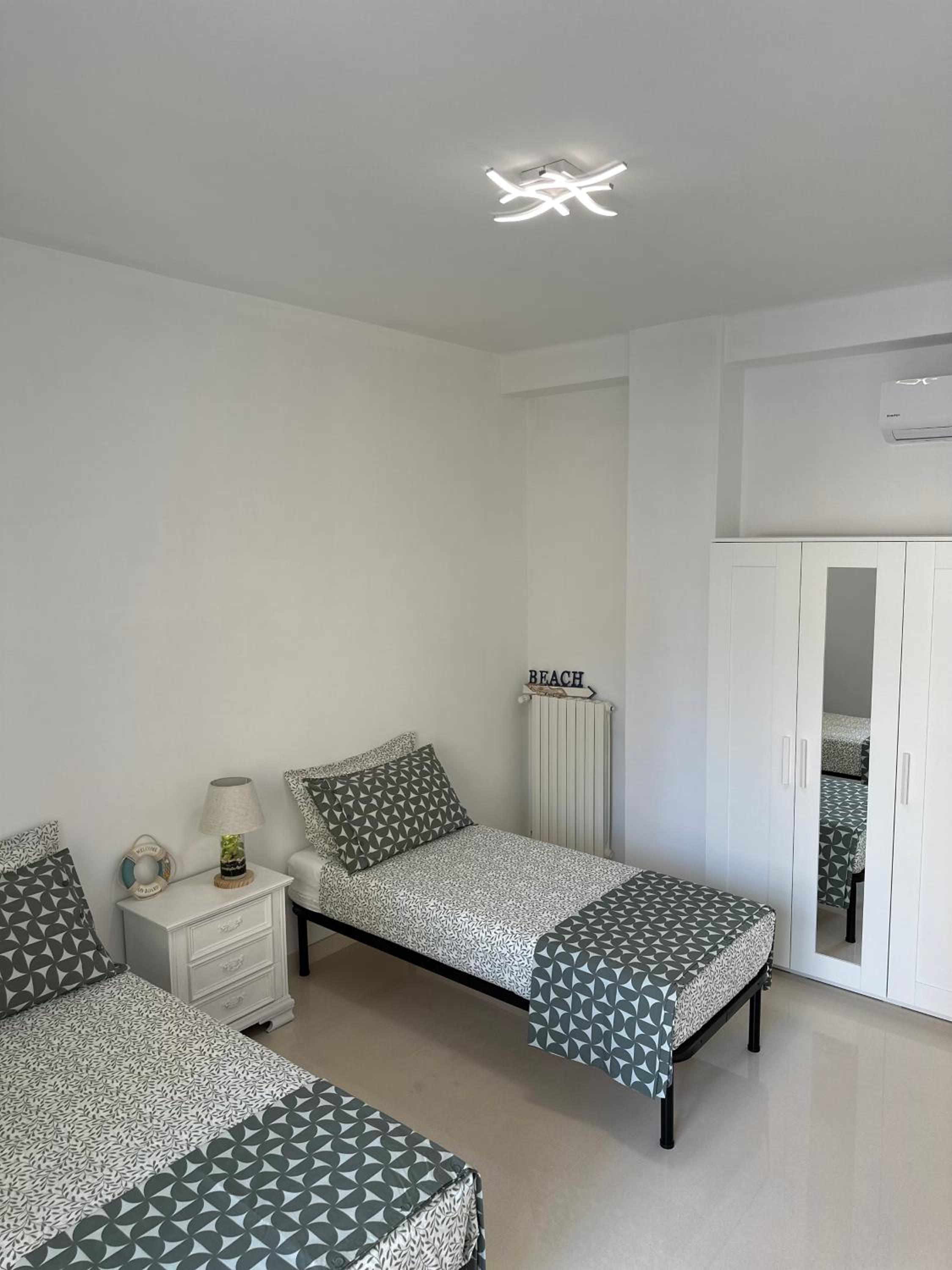 Two-Bedroom House photo 3