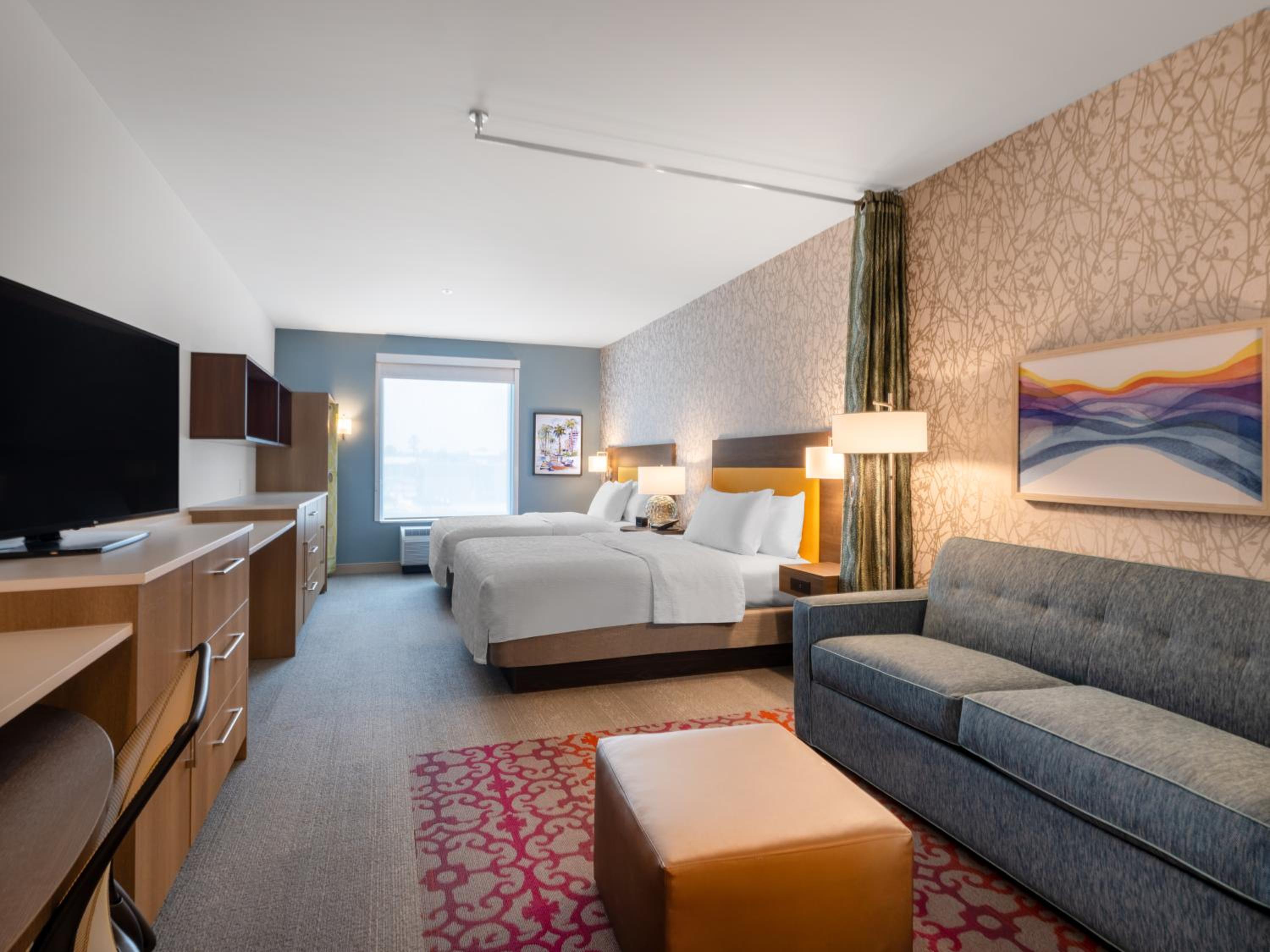 Studio Suite with Two Queen Beds - Photo 2