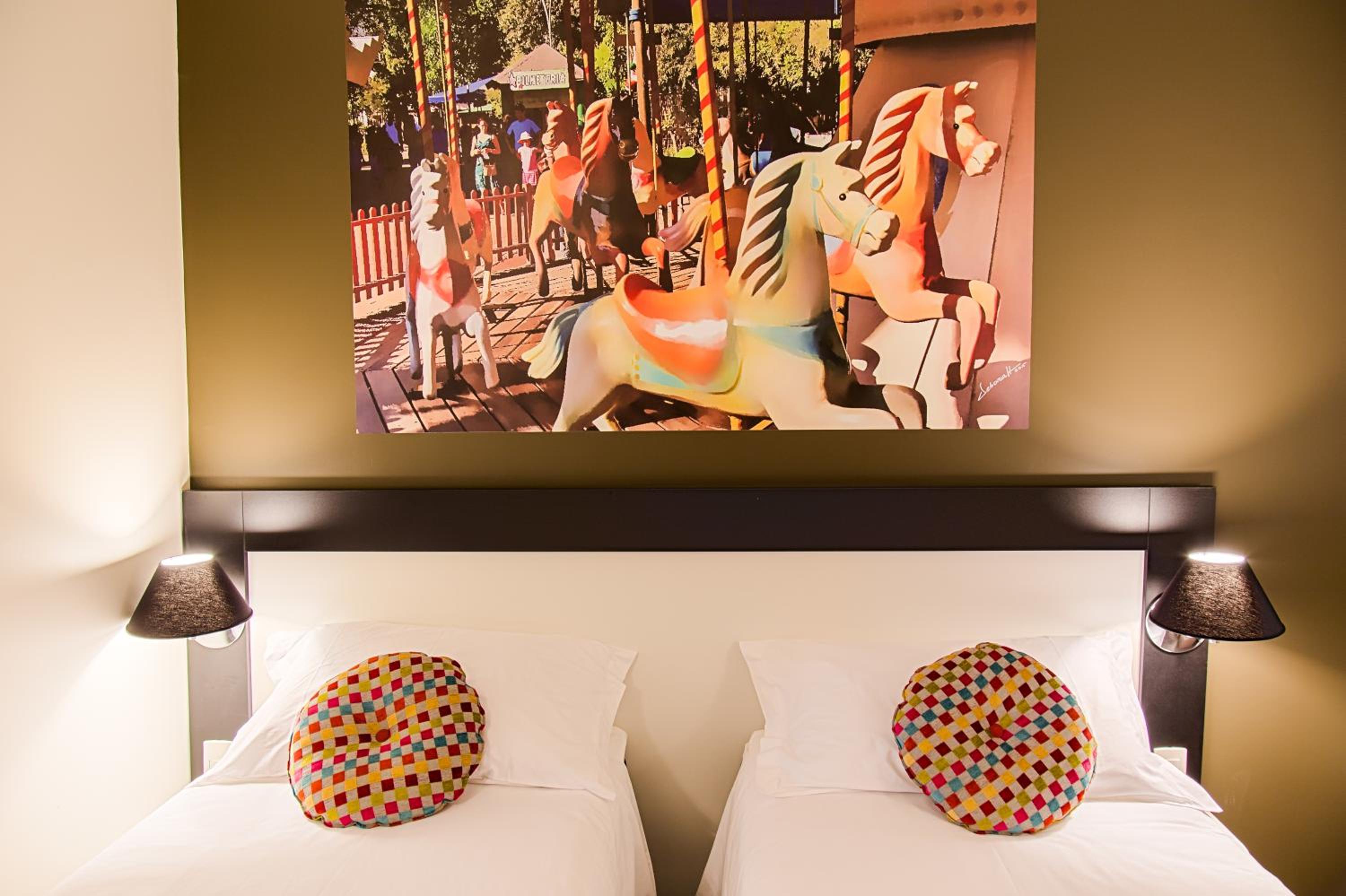 Standard Twin Room photo 2