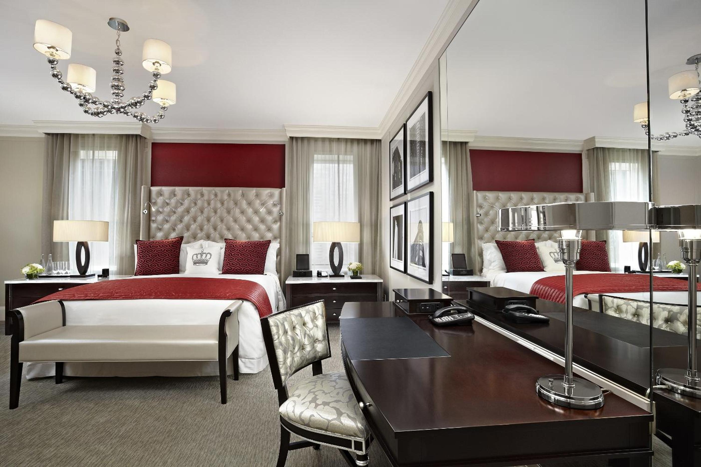 Royal Club Deluxe King Room