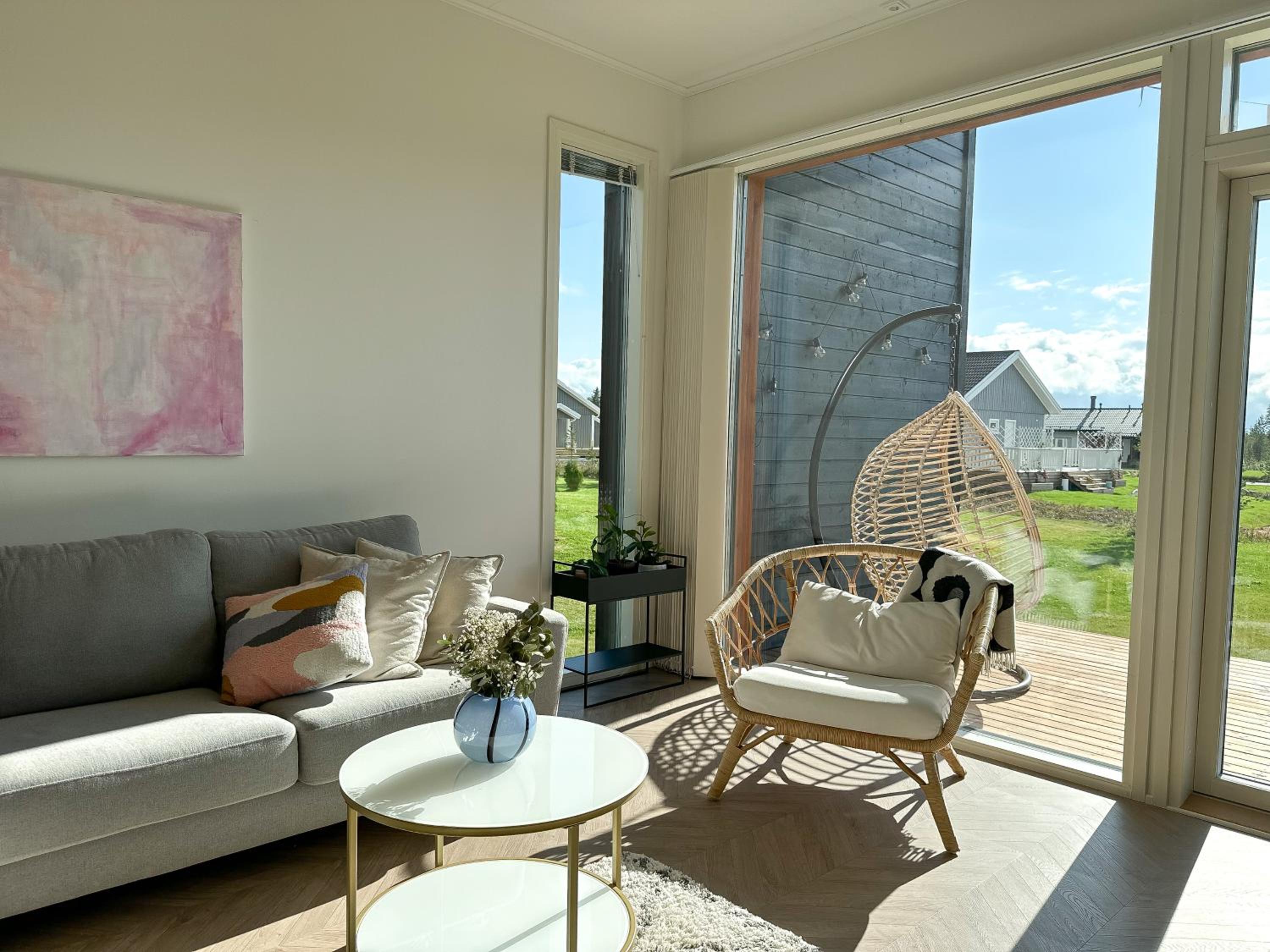 Two-Bedroom House photo 2