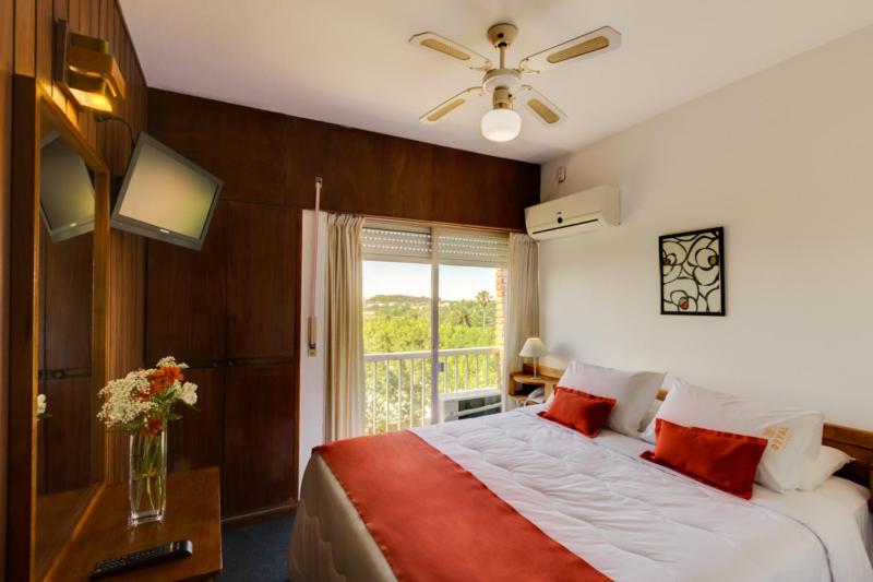 Economy Double Room Queen photo 3