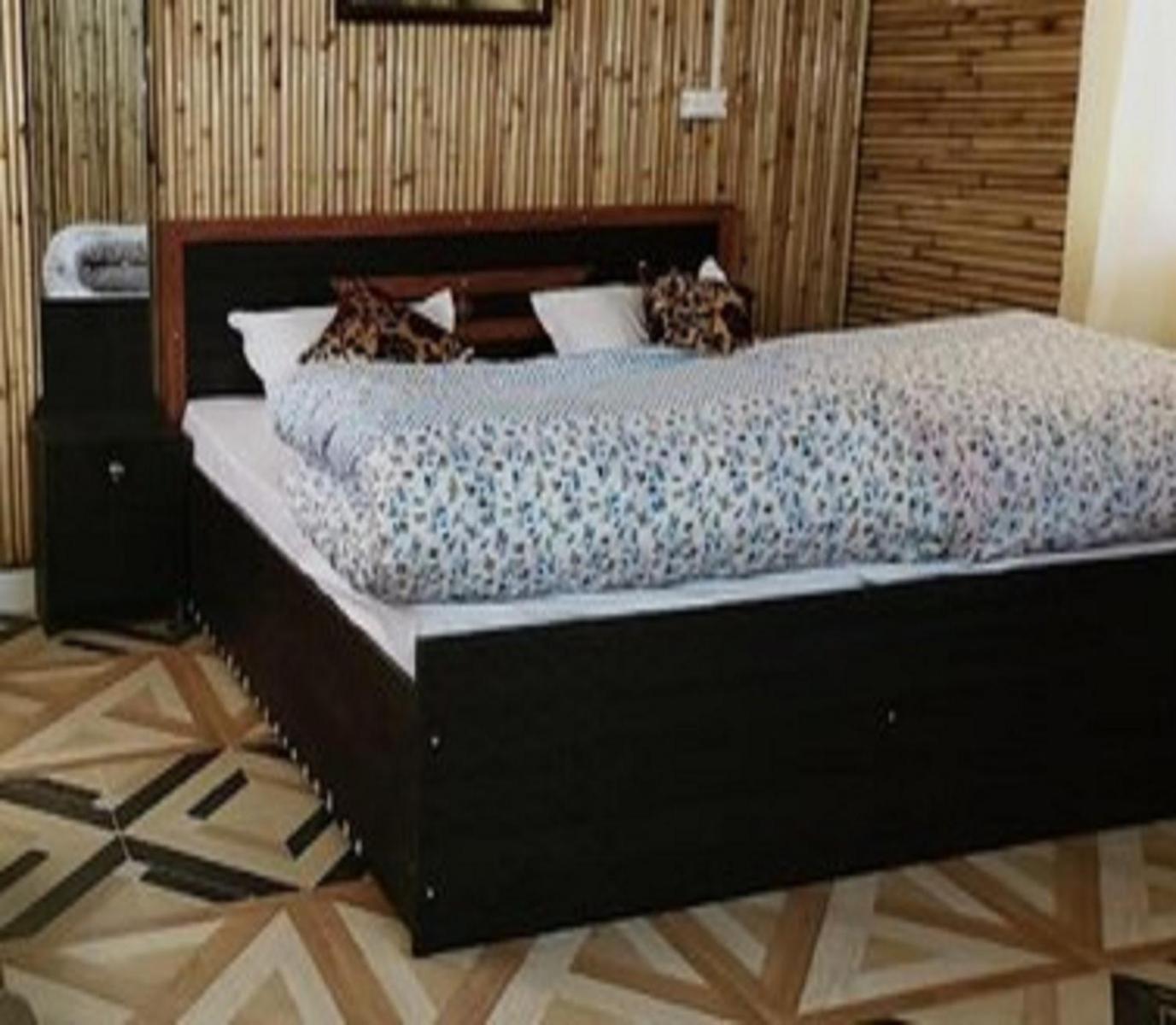Large Double Room photo 1