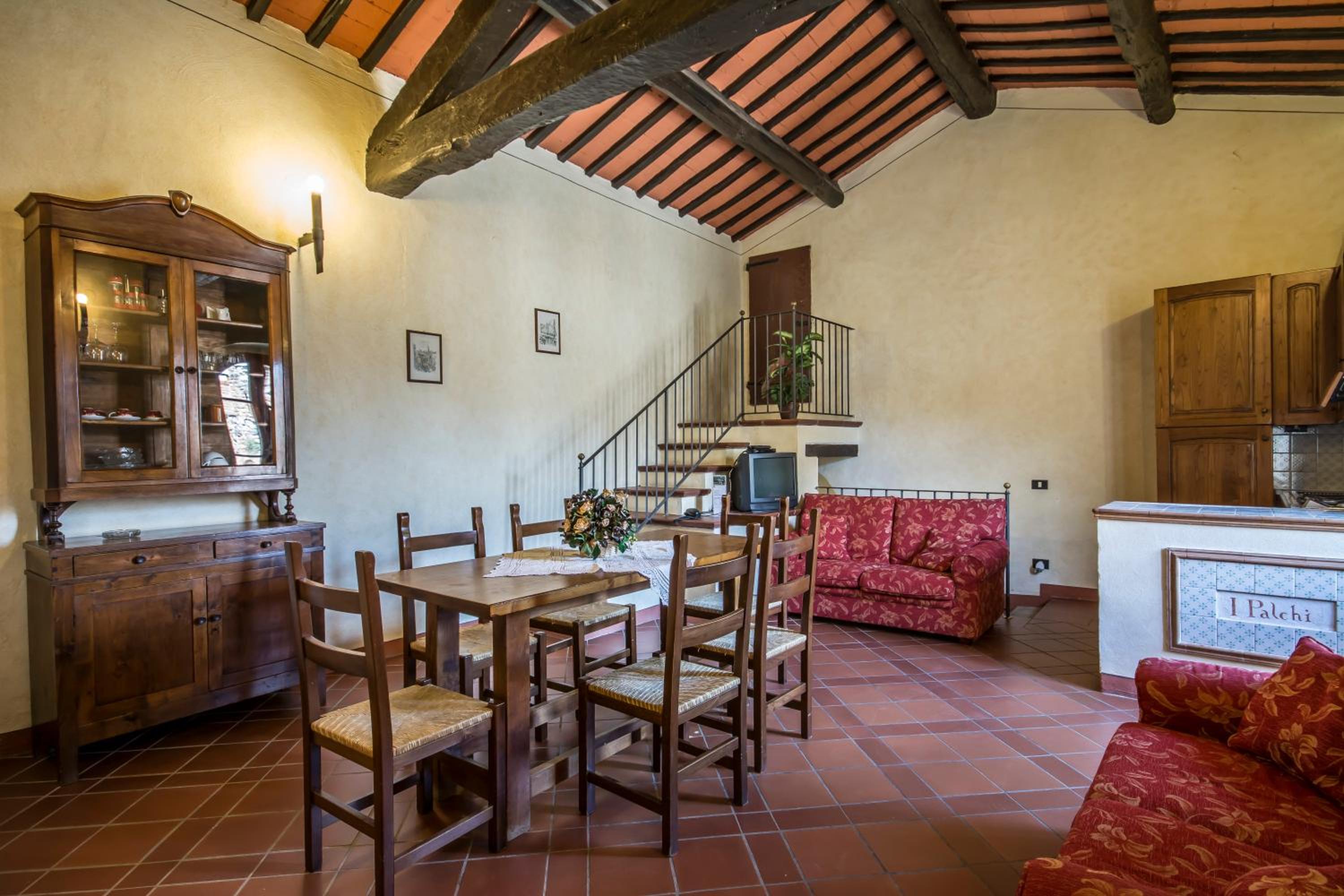 Three-Bedroom Apartment with View photo 3