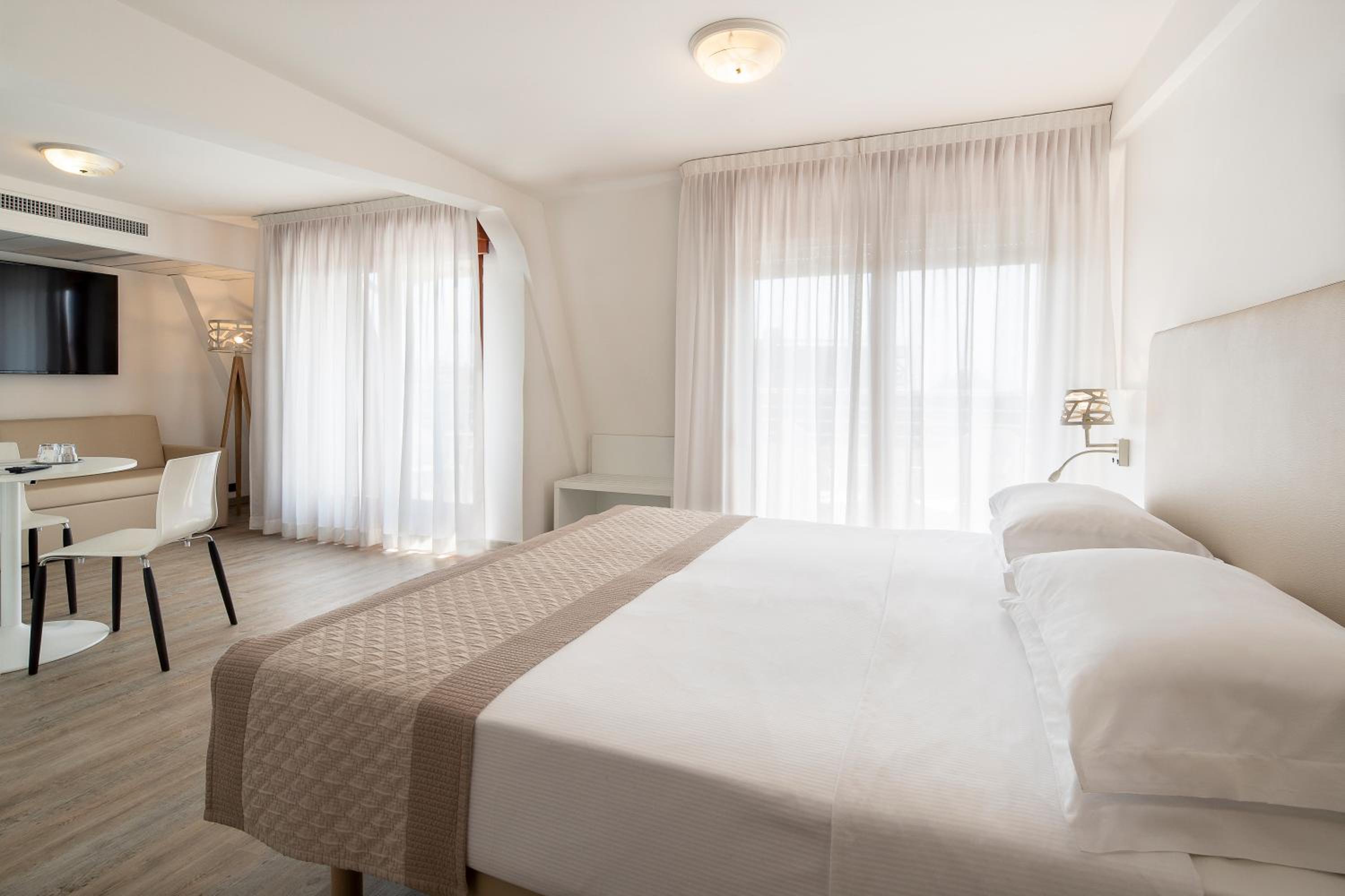 Junior Suite with Terrace photo 1