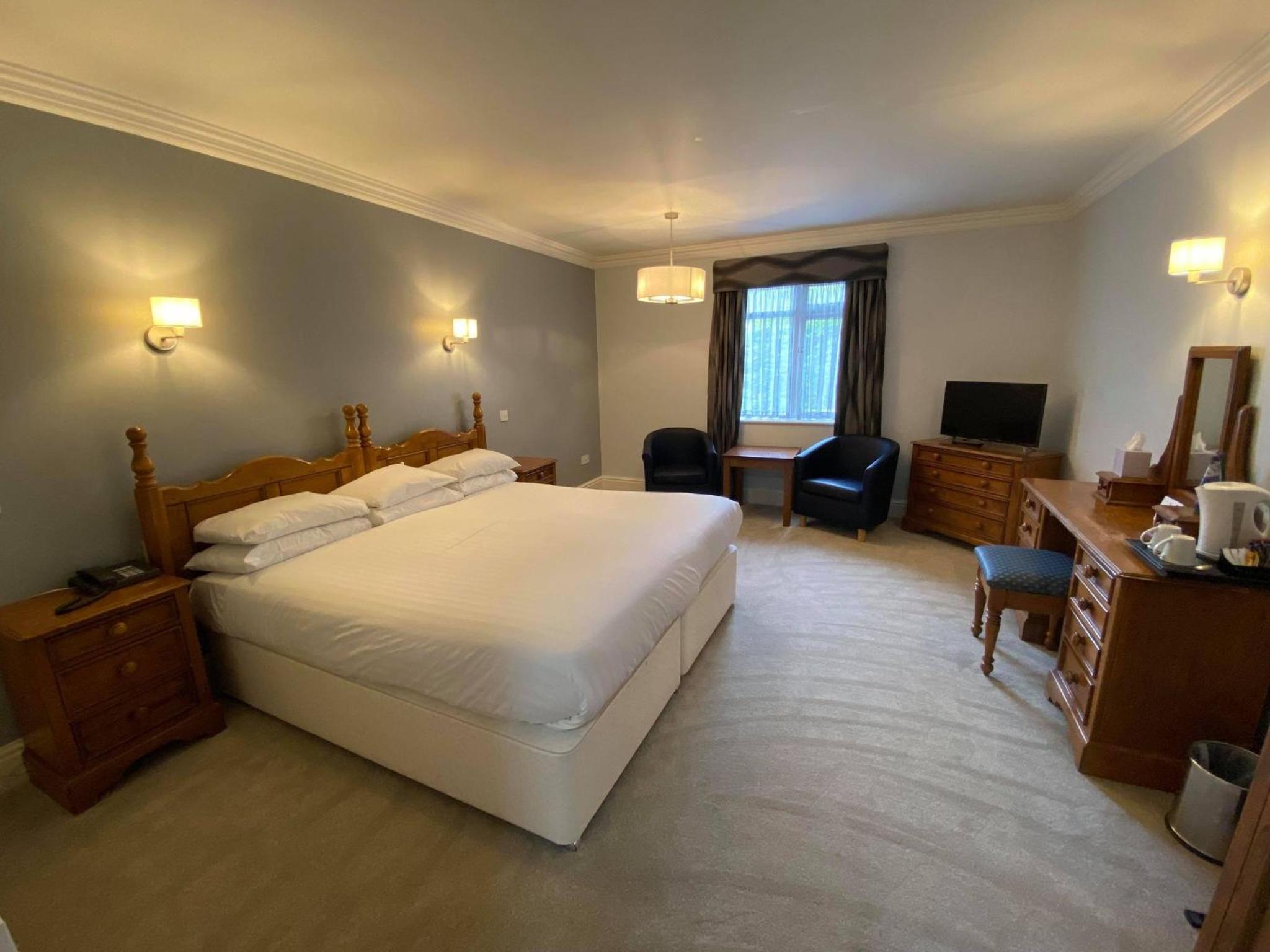 Double or Twin Room photo 3