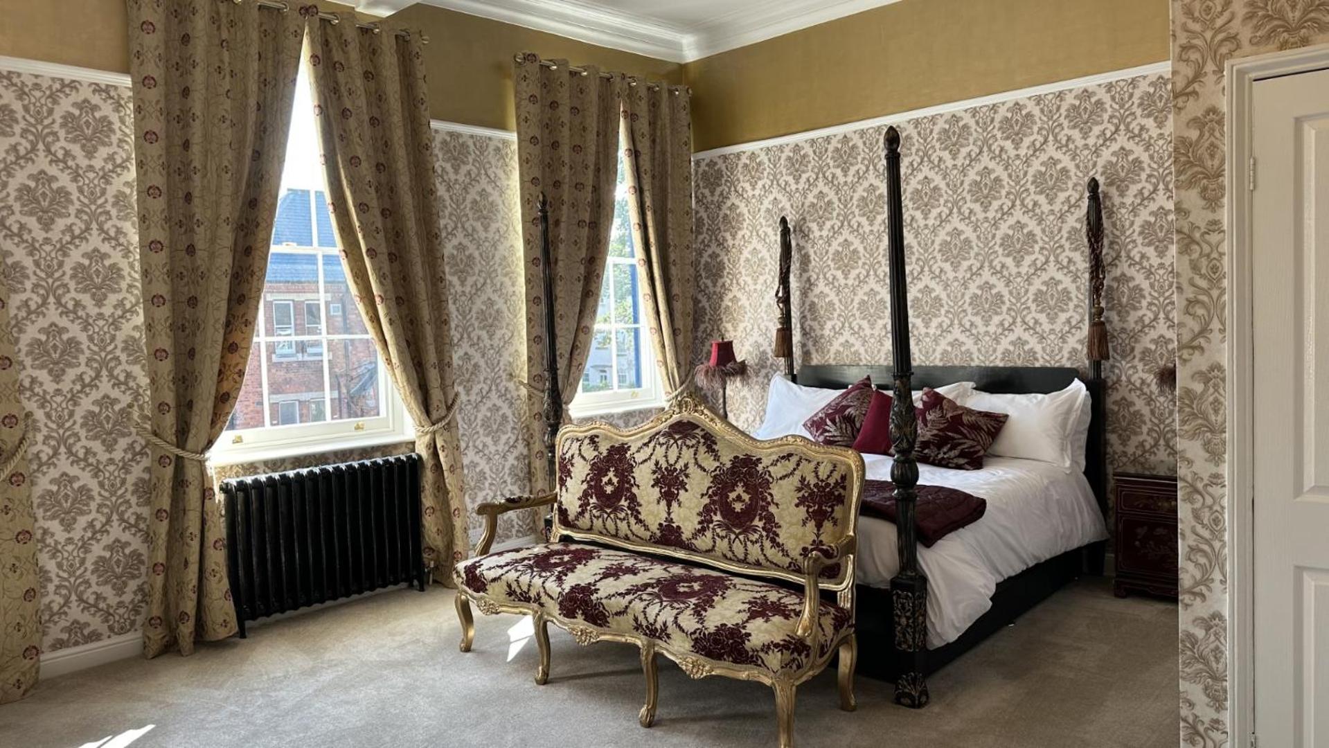 Deluxe Double Room photo 3
