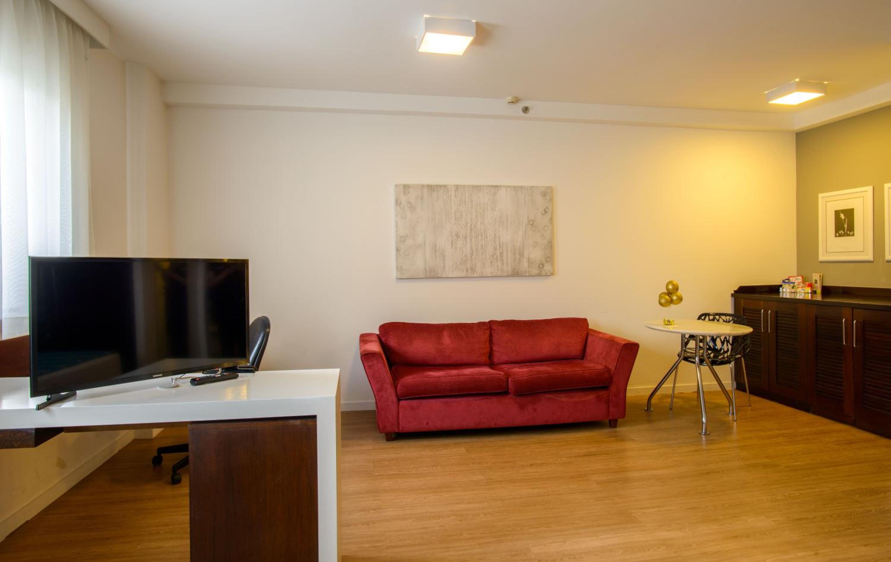 Executive Twin Room - Photo 2