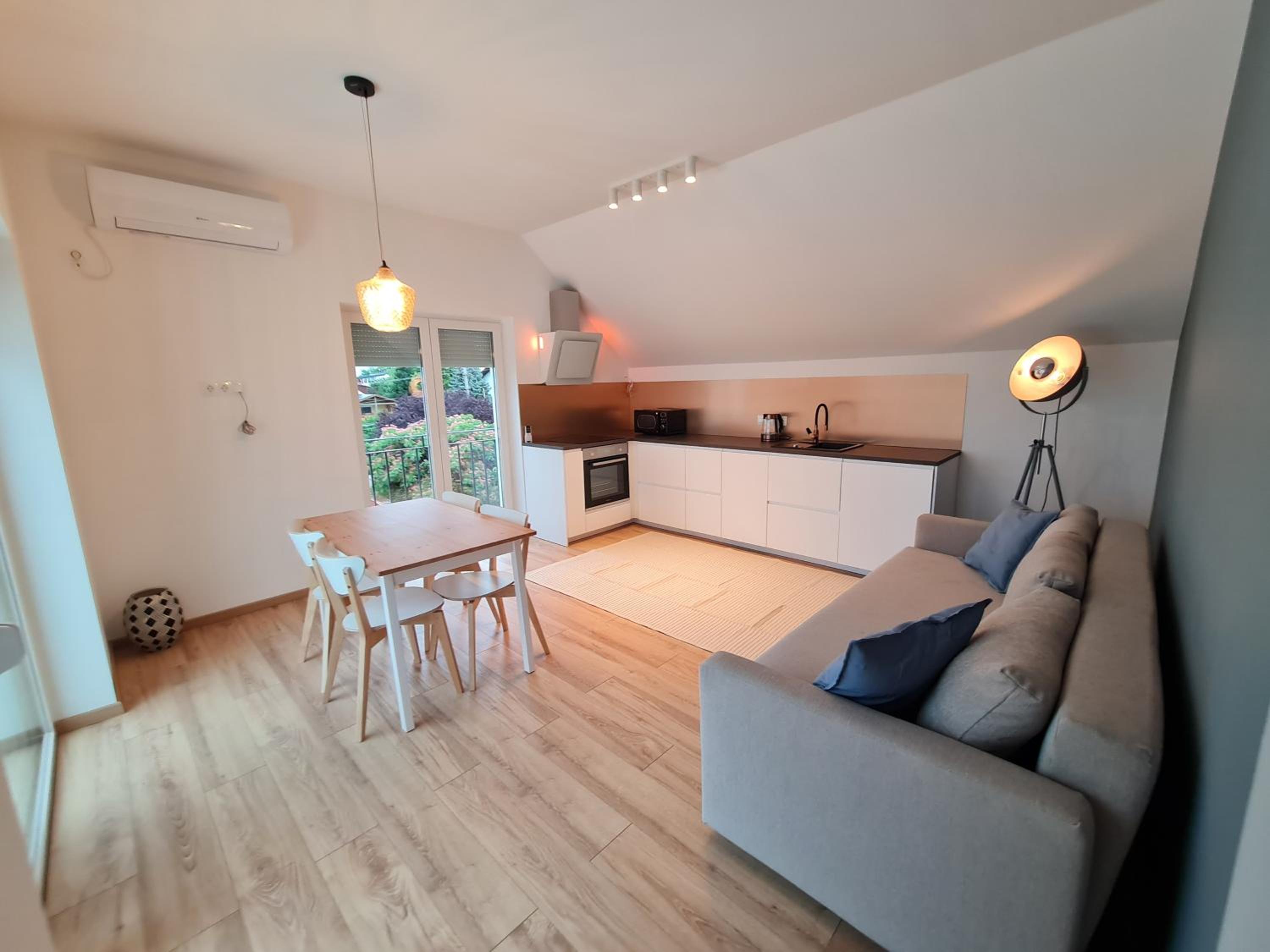 Apartment with Lake View photo 3