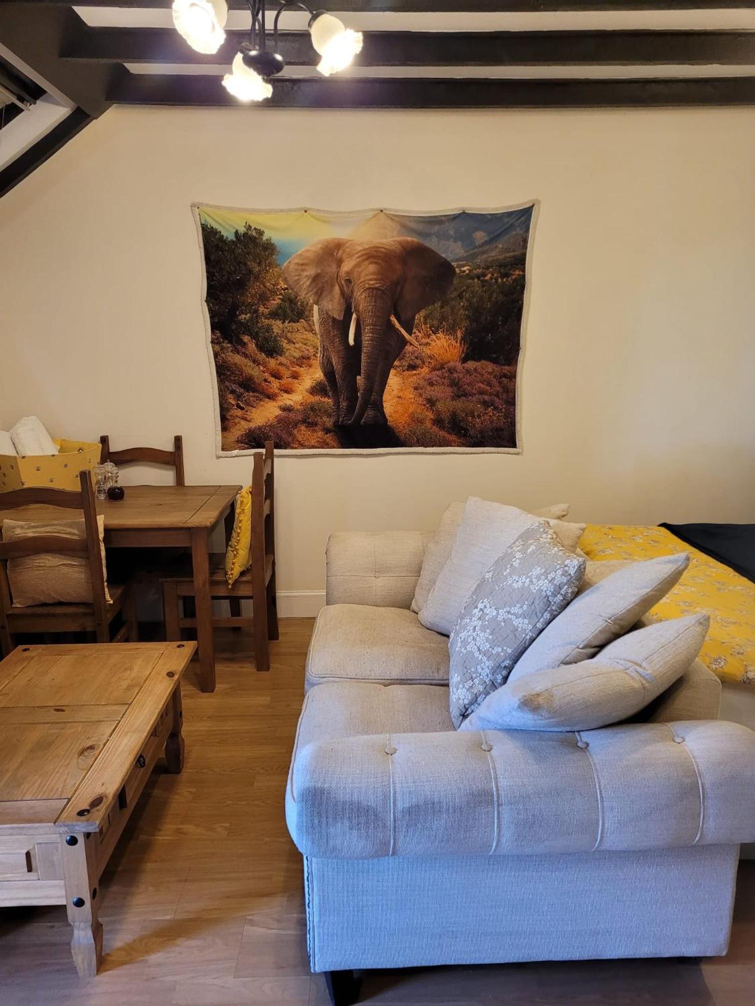 Apartment photo 1