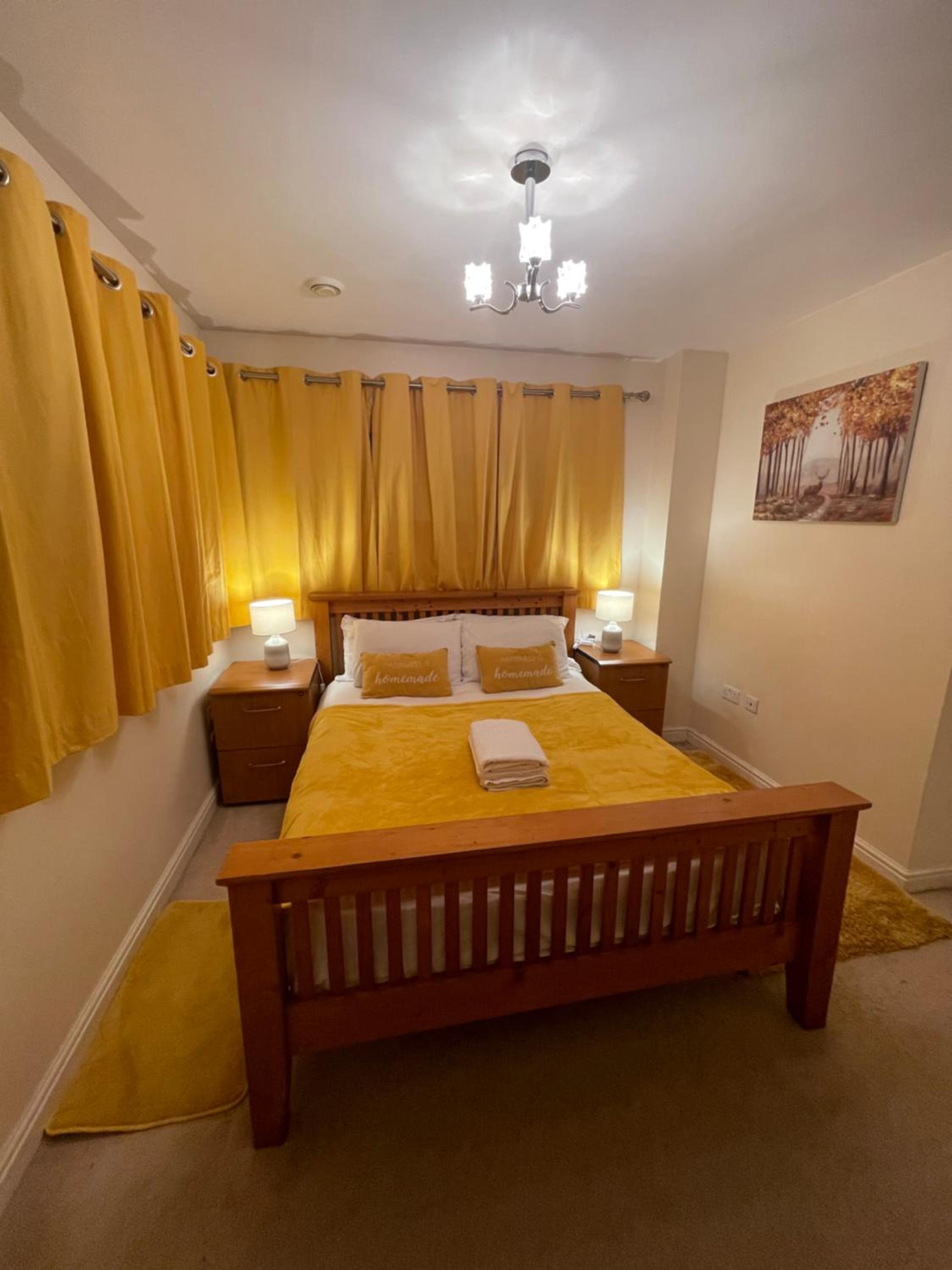 Three-Bedroom House - Photo 7