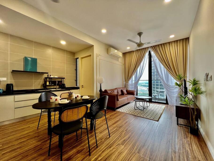 Two-Bedroom Apartment photo 2
