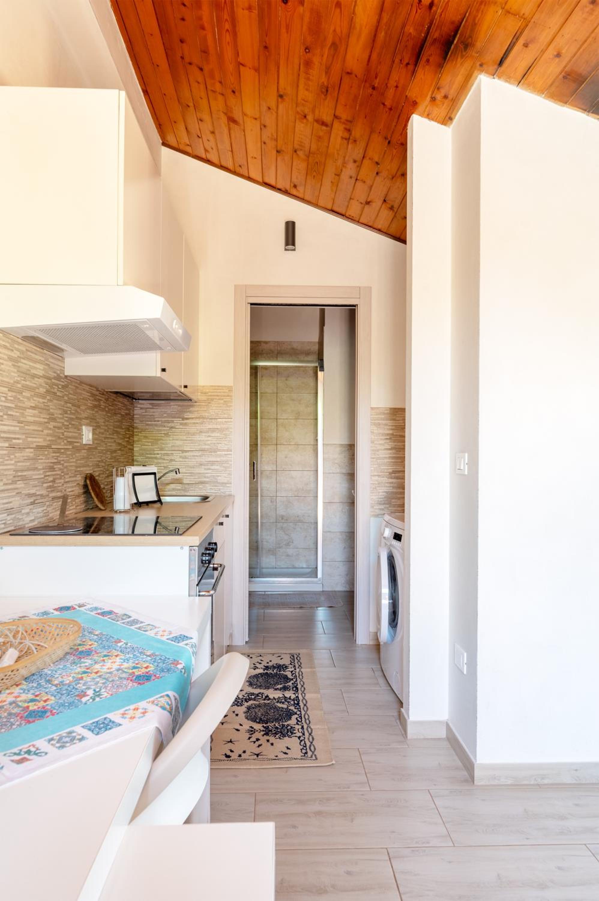 Double Room with Garden View - Photo 11