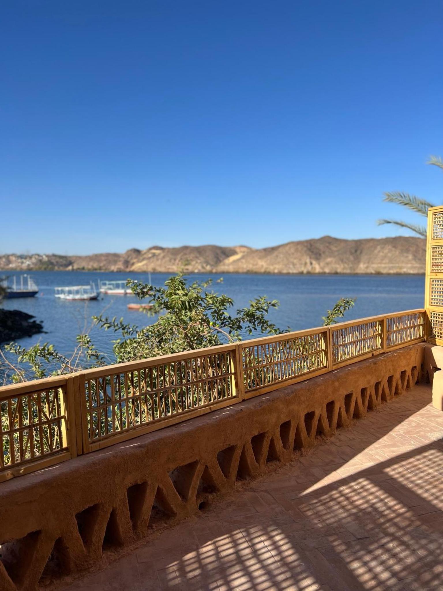 King Room with Lake View photo 3