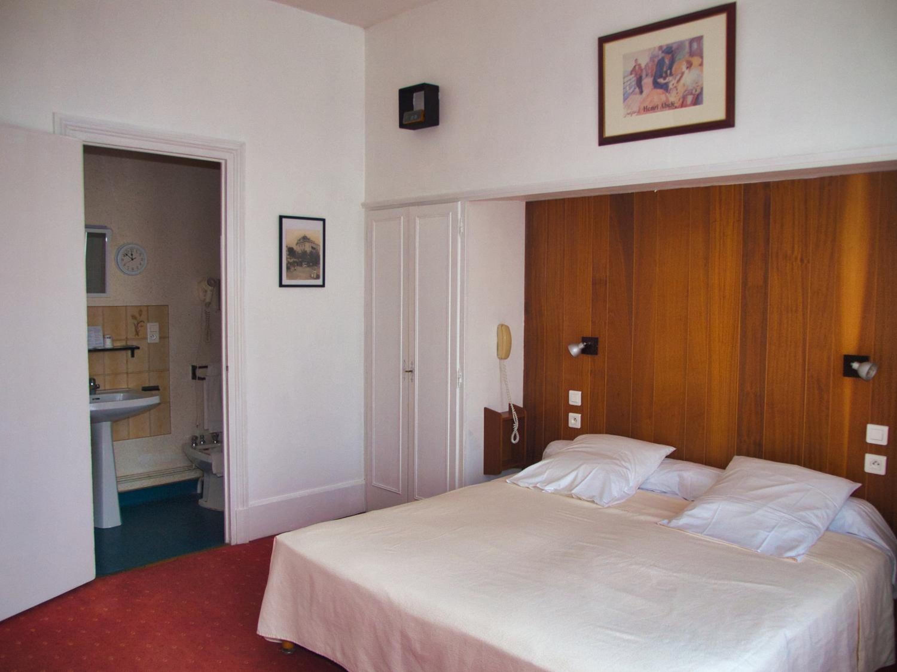 Standard Double or Twin Room - Photo 3