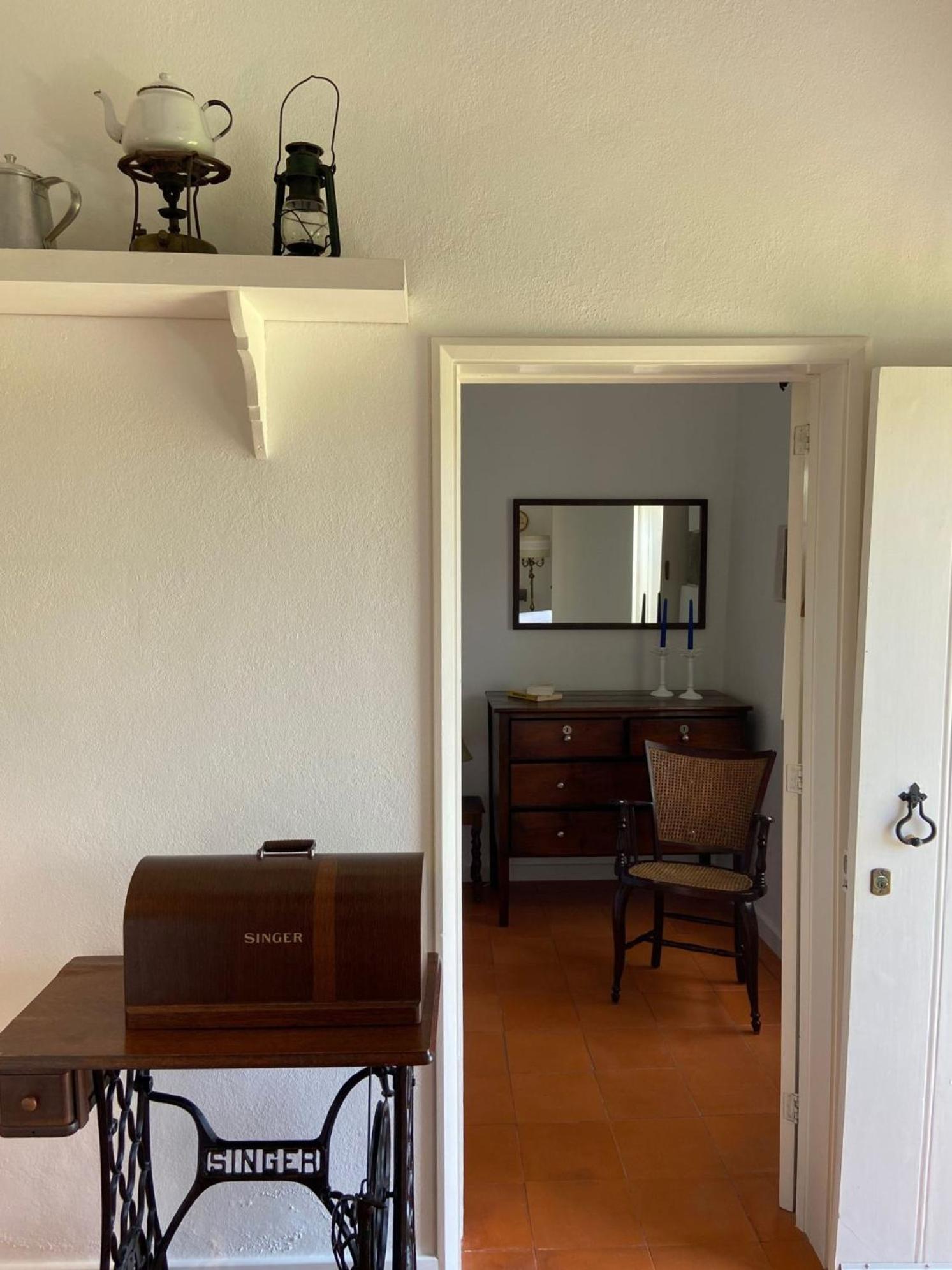 One-Bedroom House photo 1
