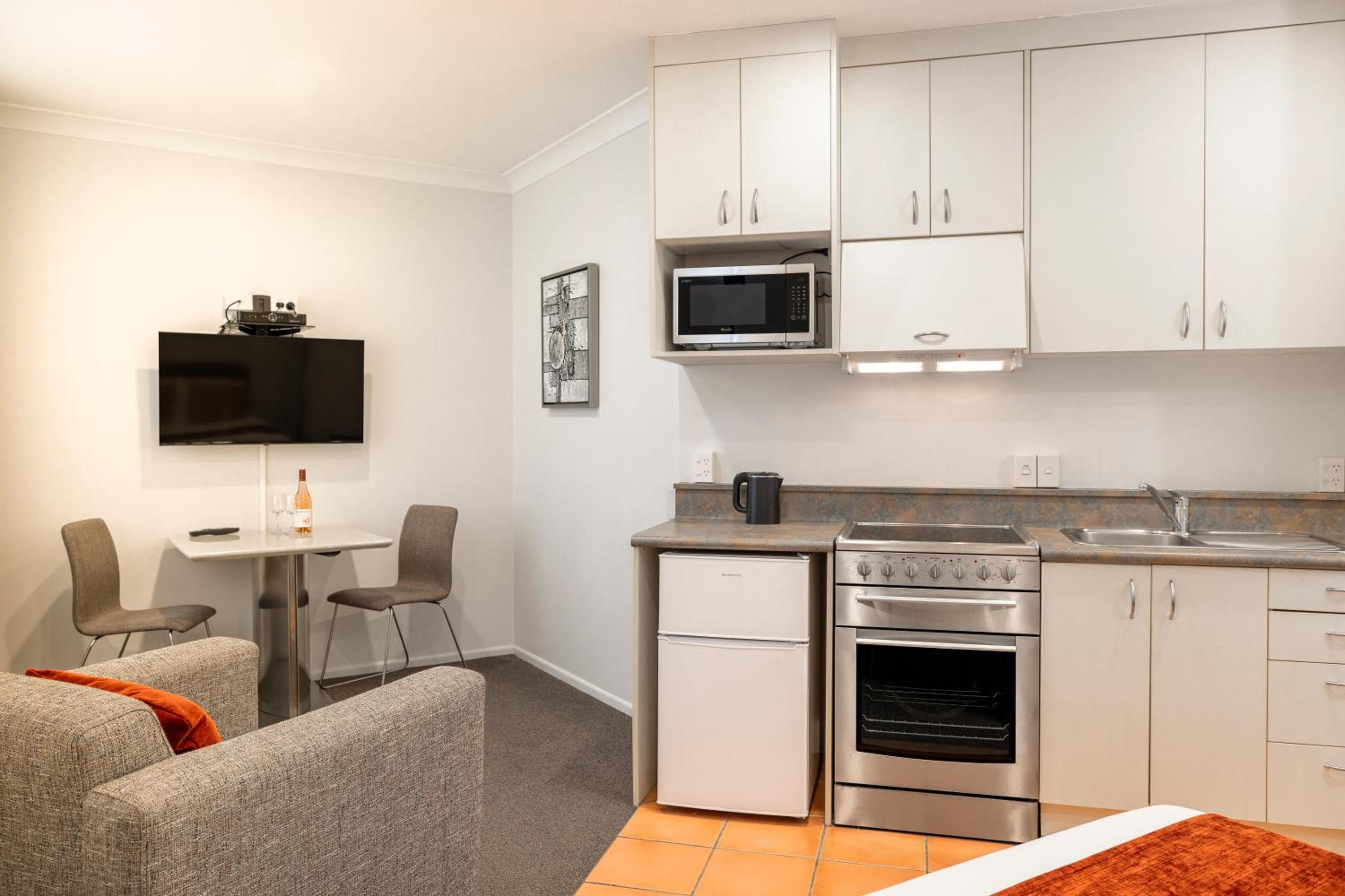 Standard Studio Apartment - Photo 5