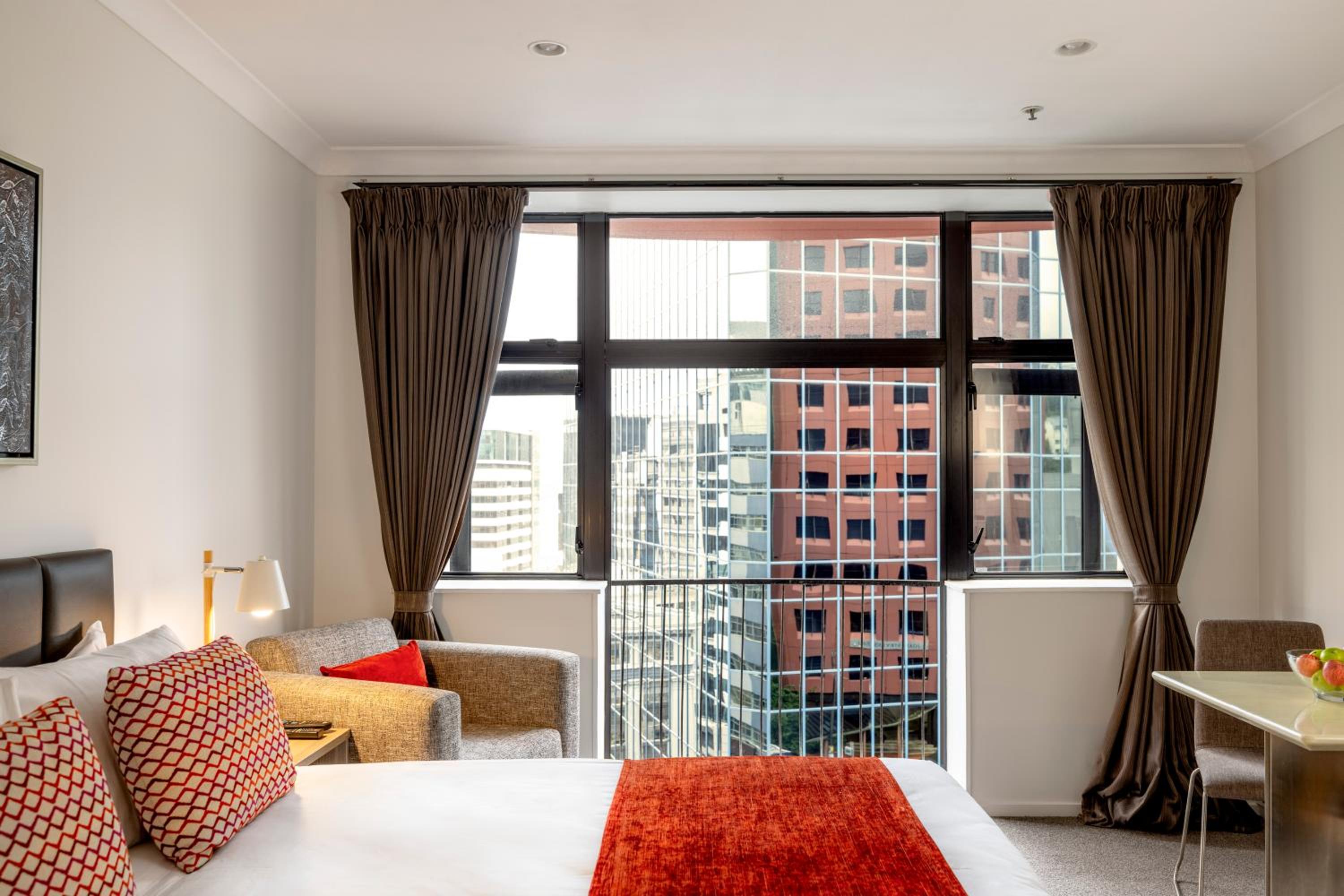 King Studio Apartment - Photo 3