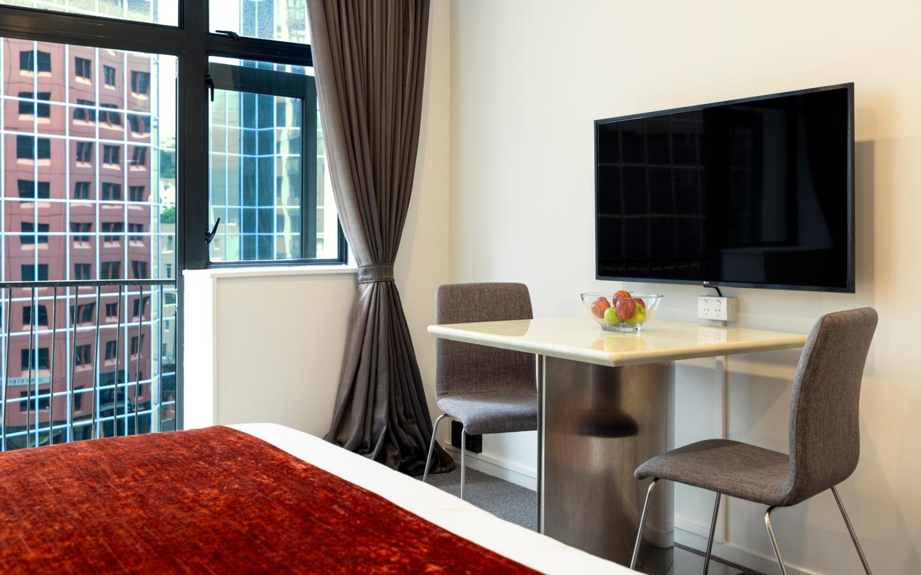 King Studio Apartment - Photo 4