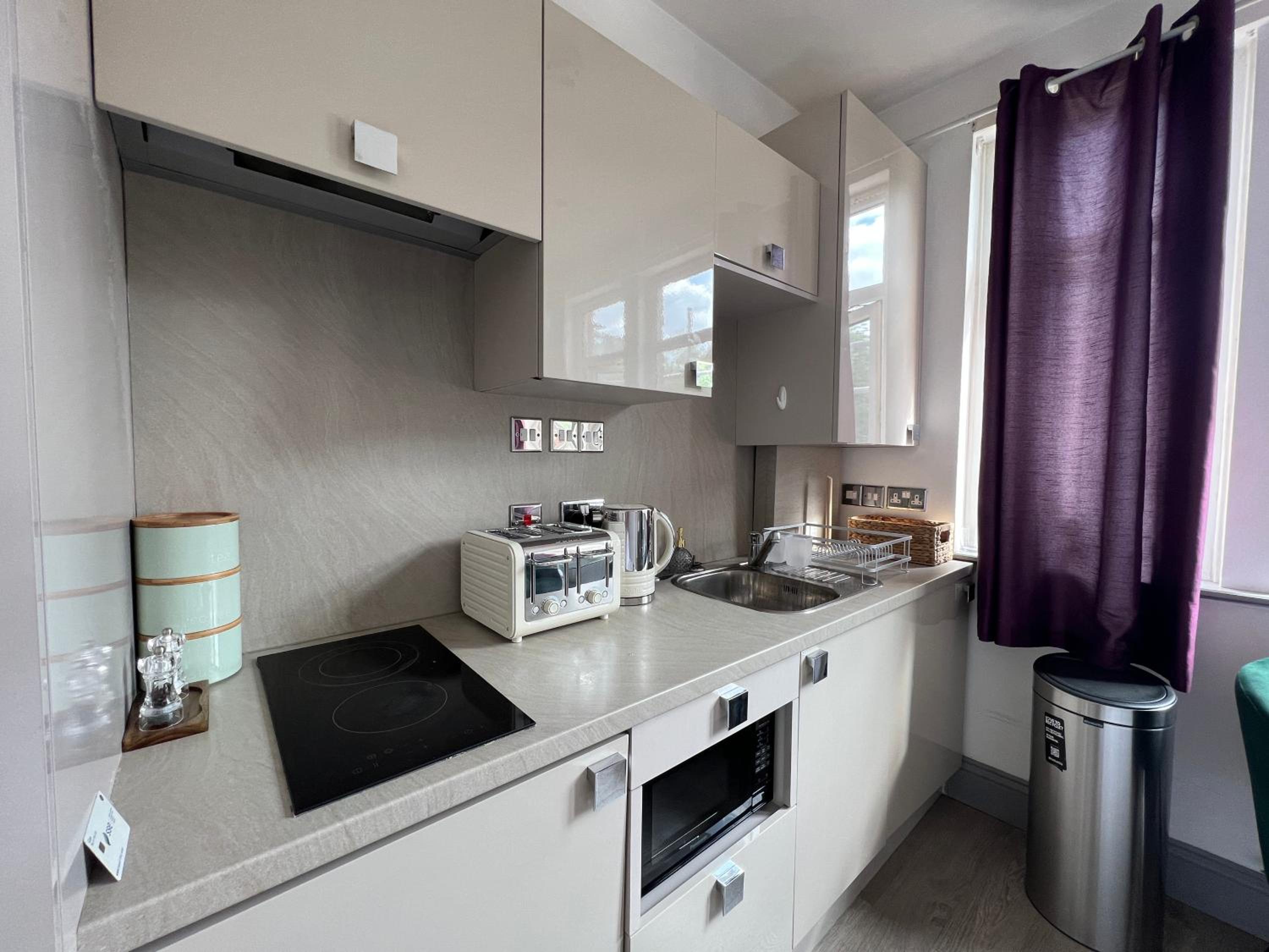 Studio Apartment photo 2