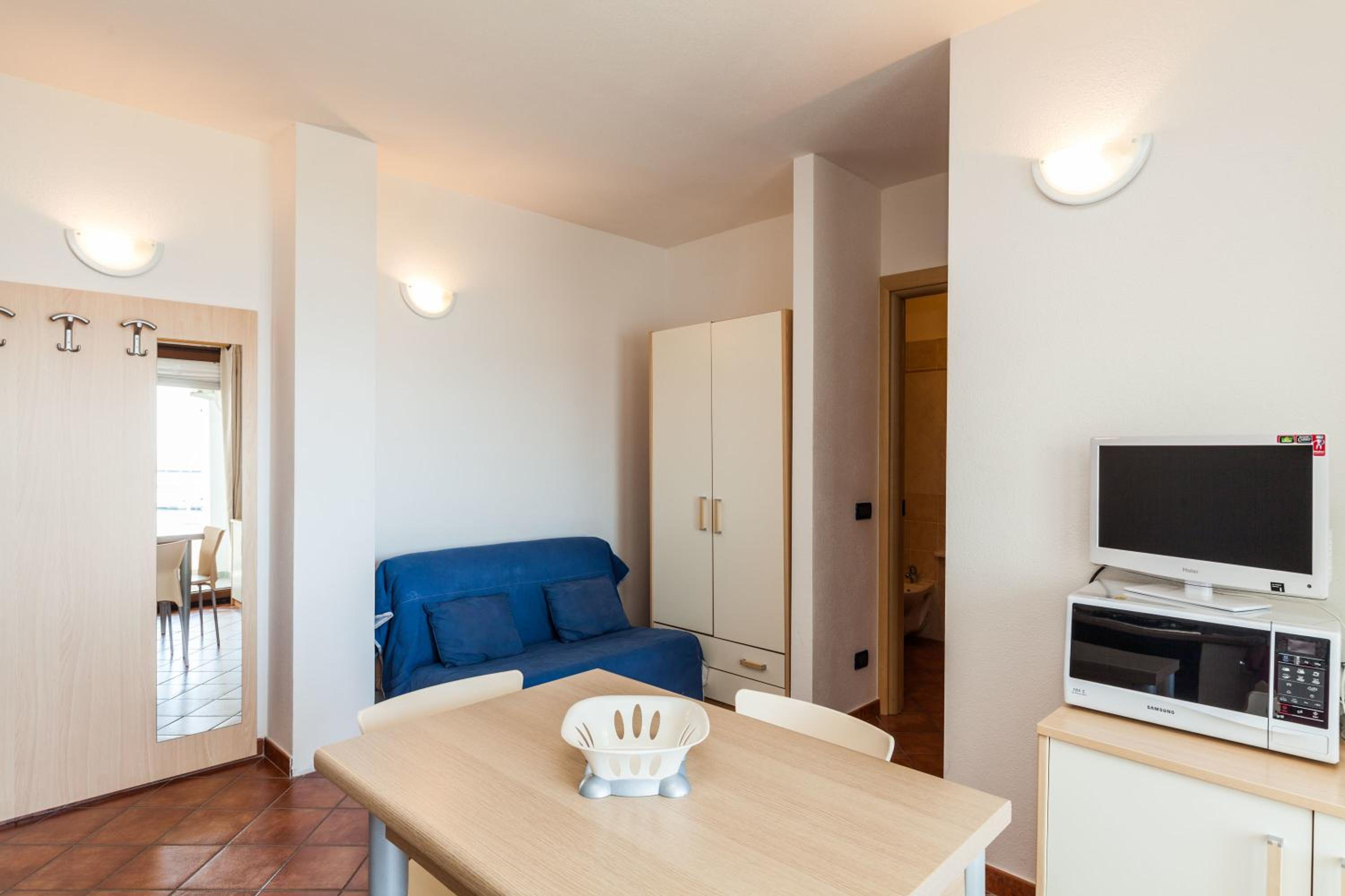 One-Bedroom Apartment - Annex (2 Adults) photo 2