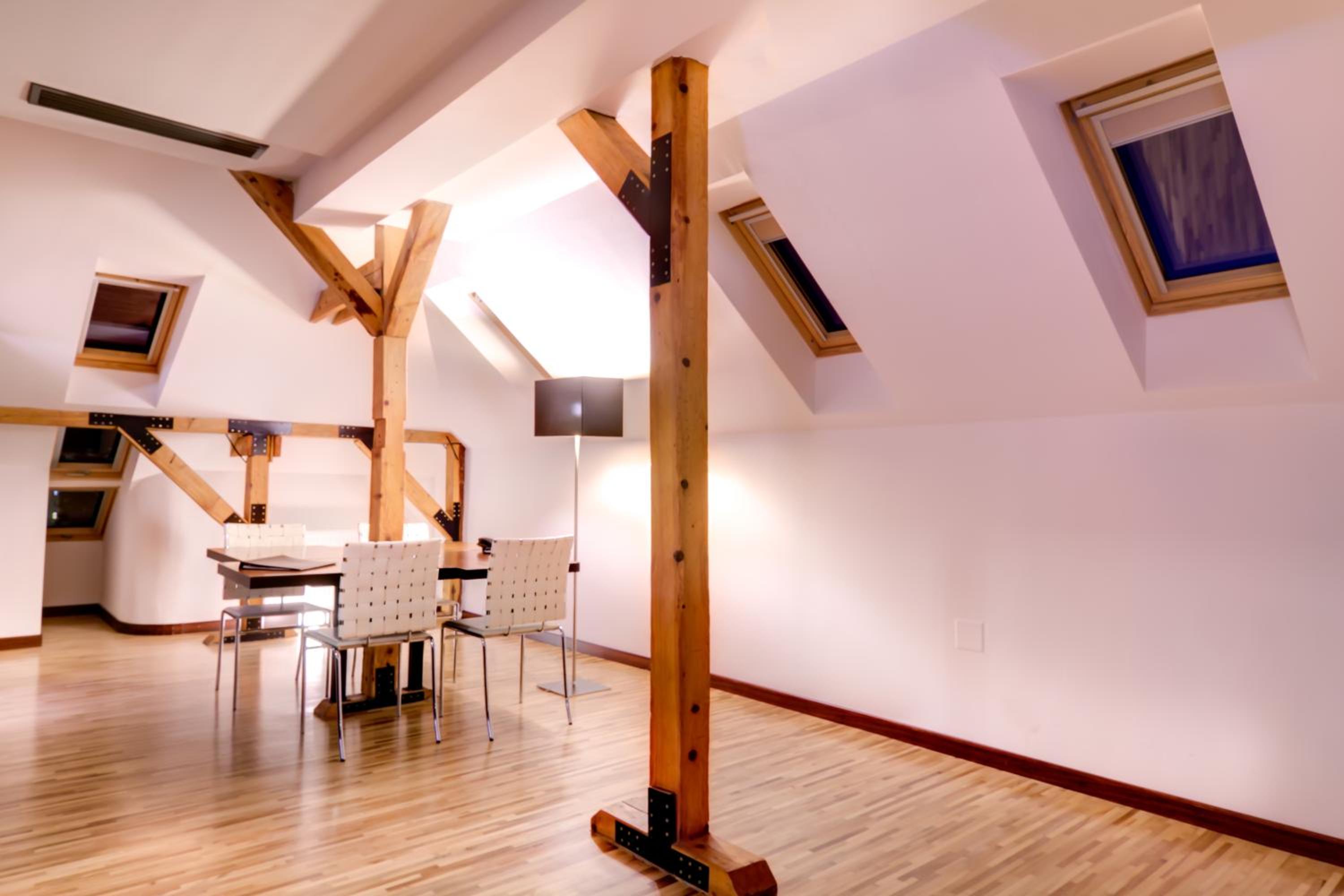 Suite - Photo 12