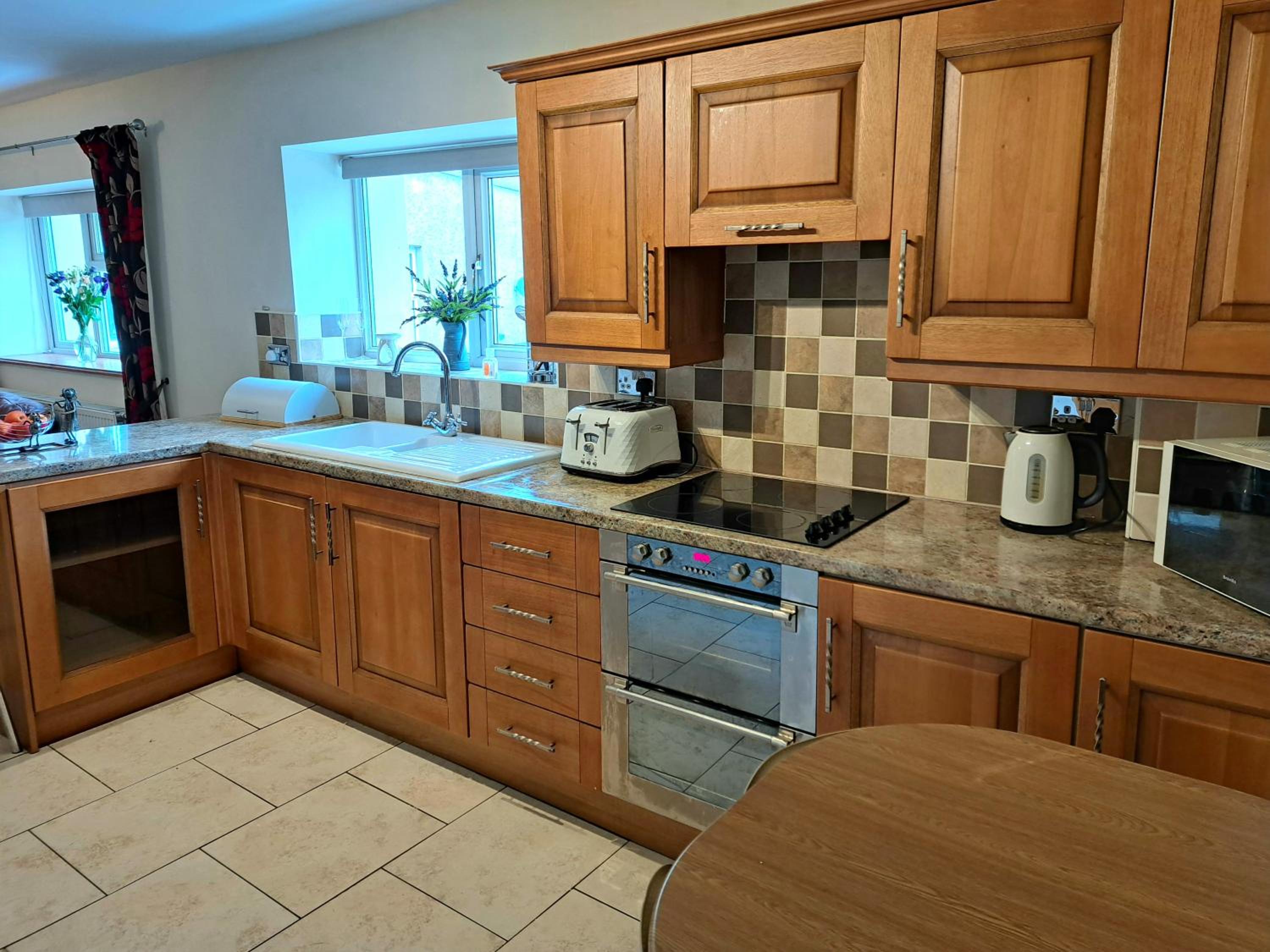 Two-Bedroom House photo 3