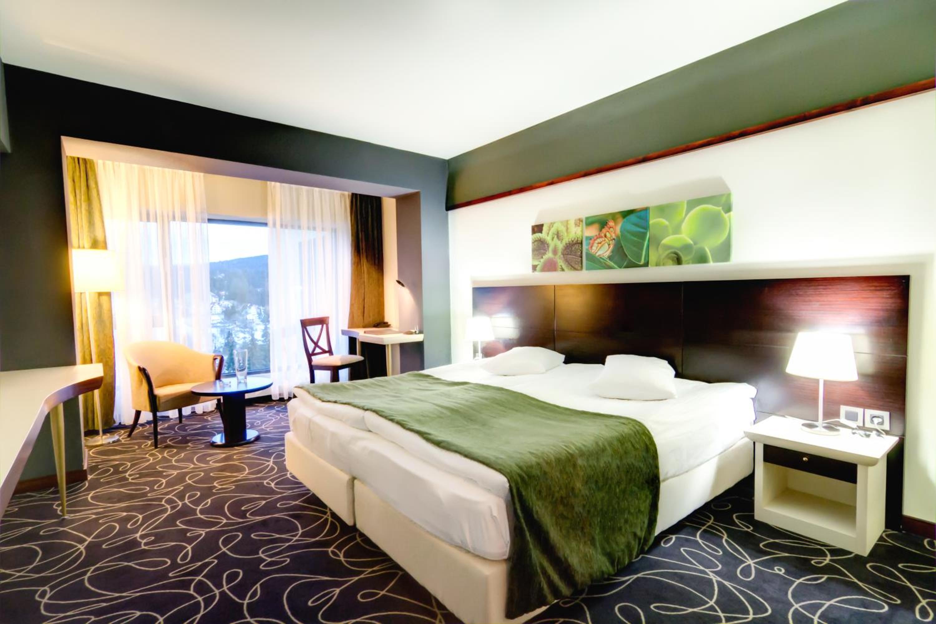 Standard Room with Panoramic View - Photo 1