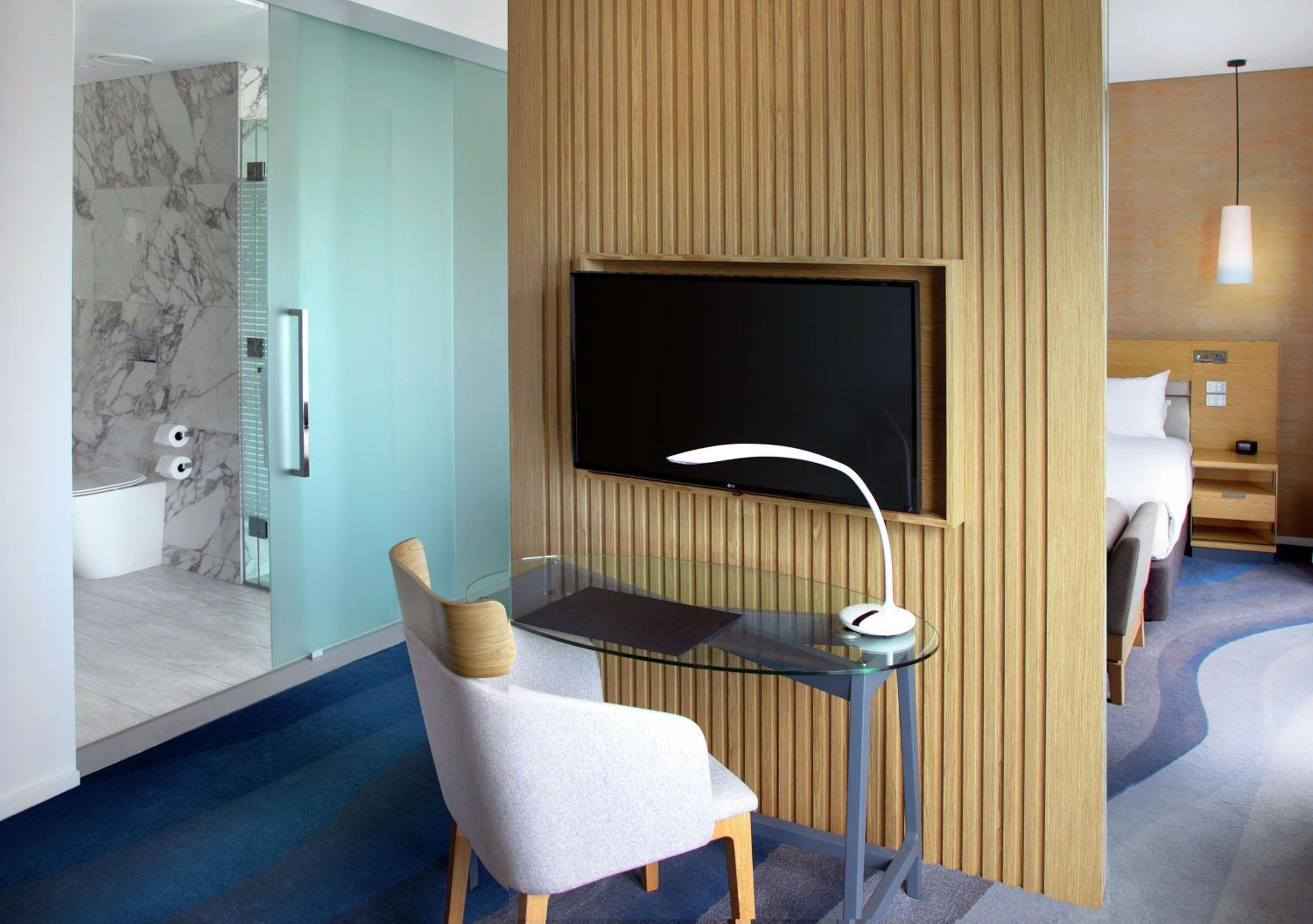 King Deluxe Plus Room - Photo 2