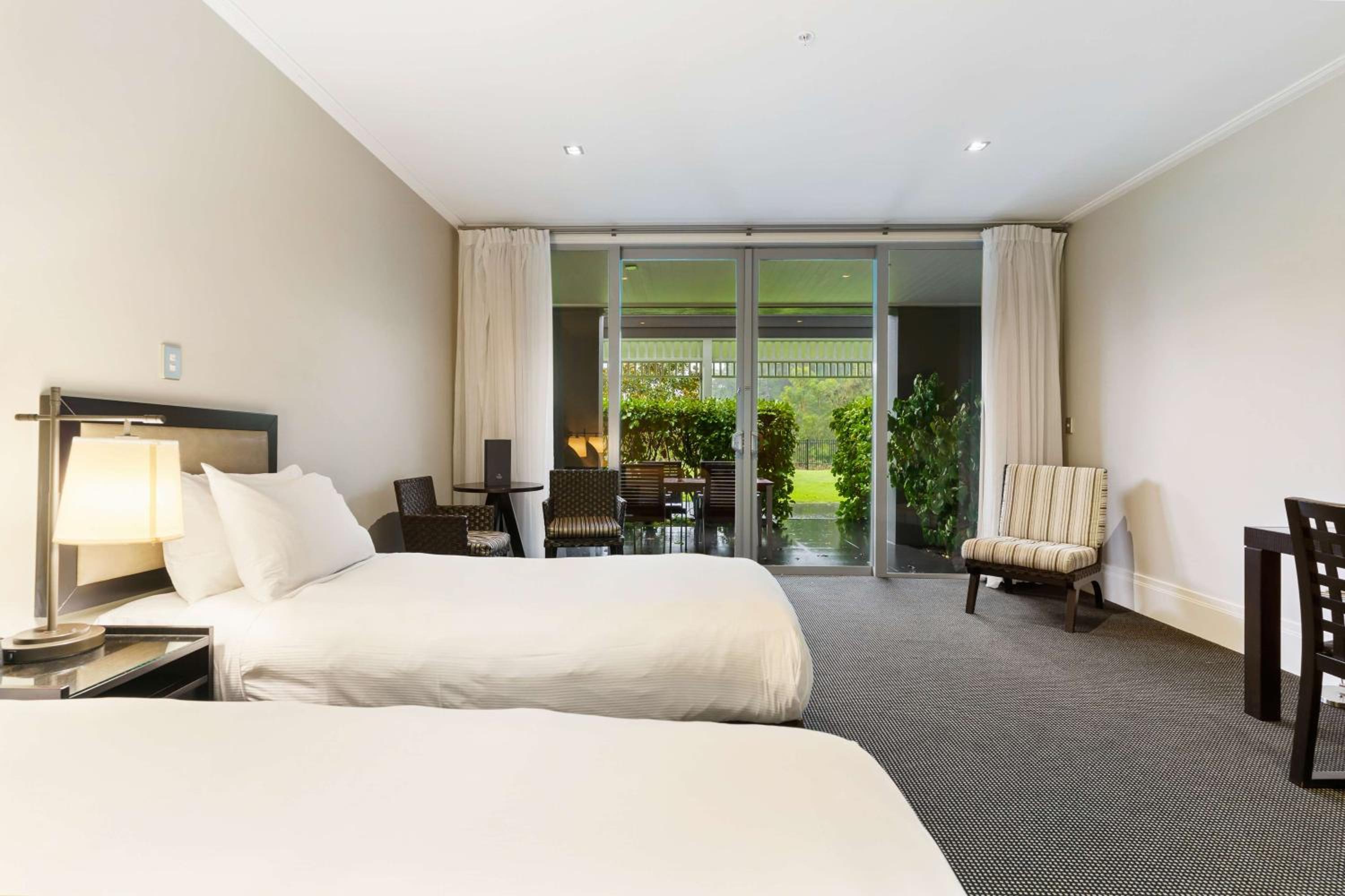 Twin Room - Photo 3