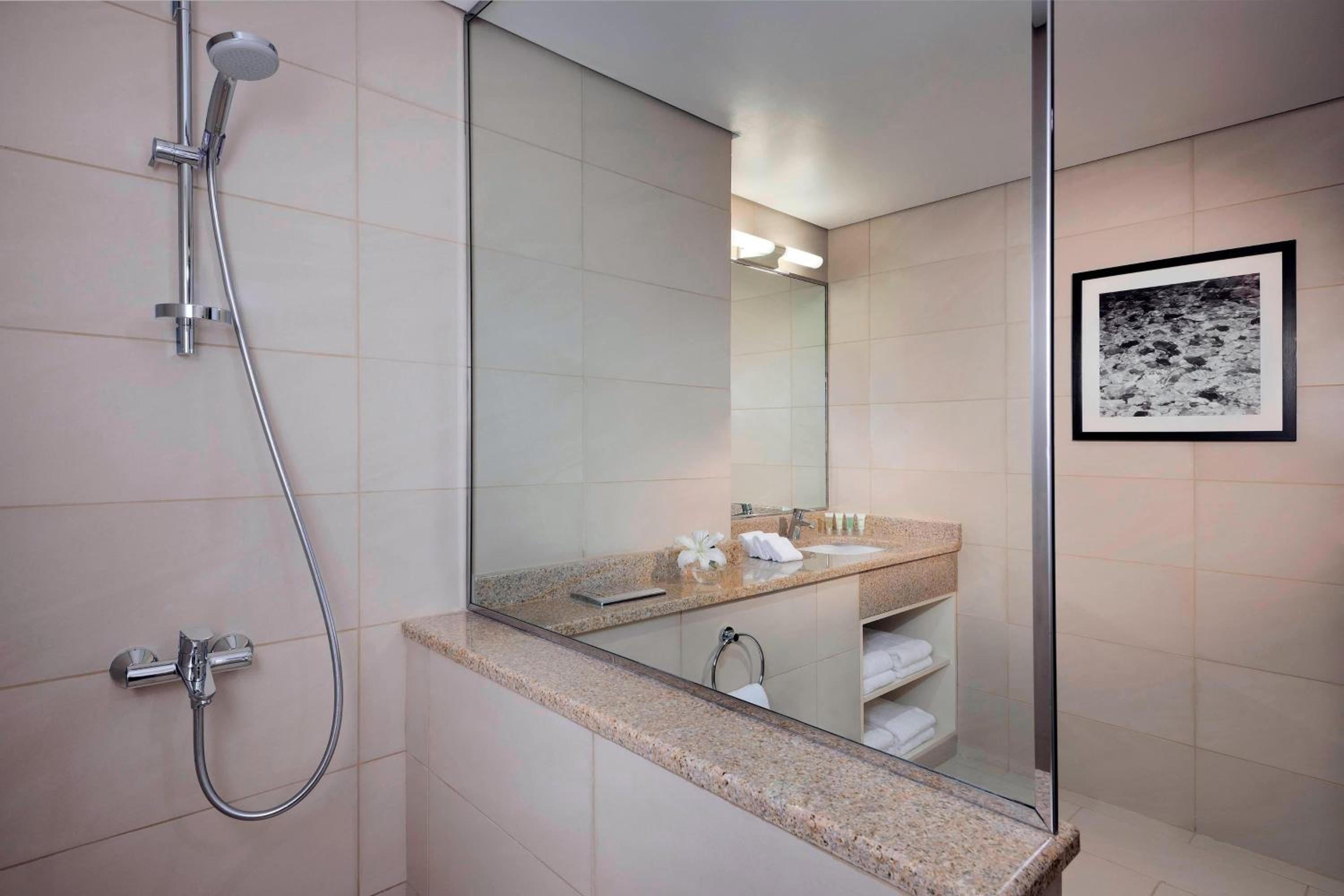 Premier Studio King Seaview photo 3