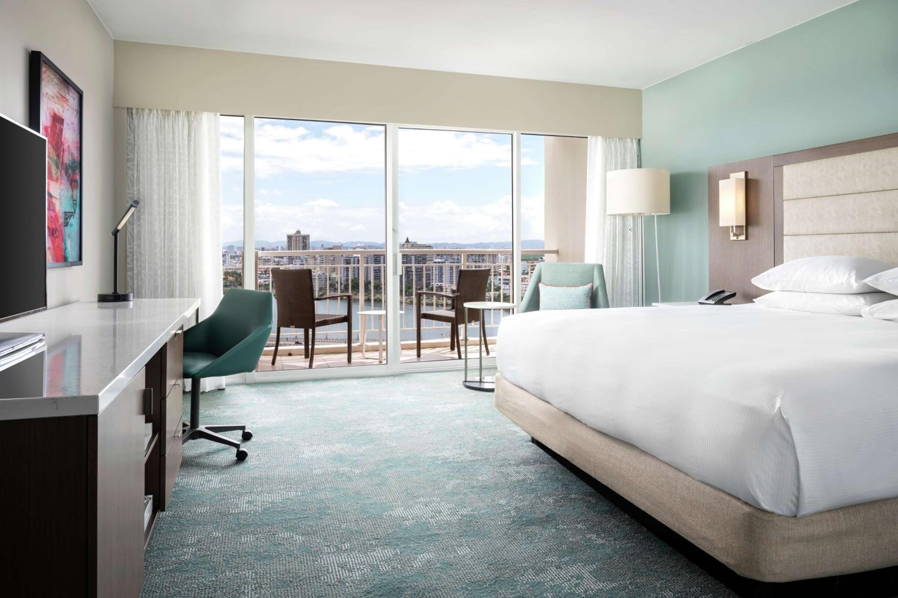 King Room - Secluded Wave Wing - Photo 3