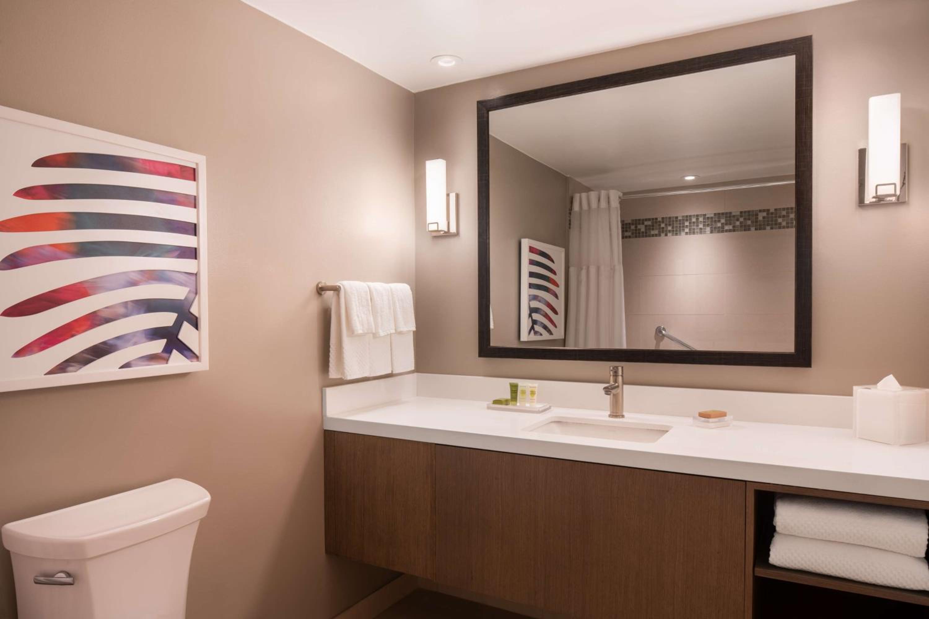 Caribe Room- Premium Garden View- 2 double beds - Photo 4