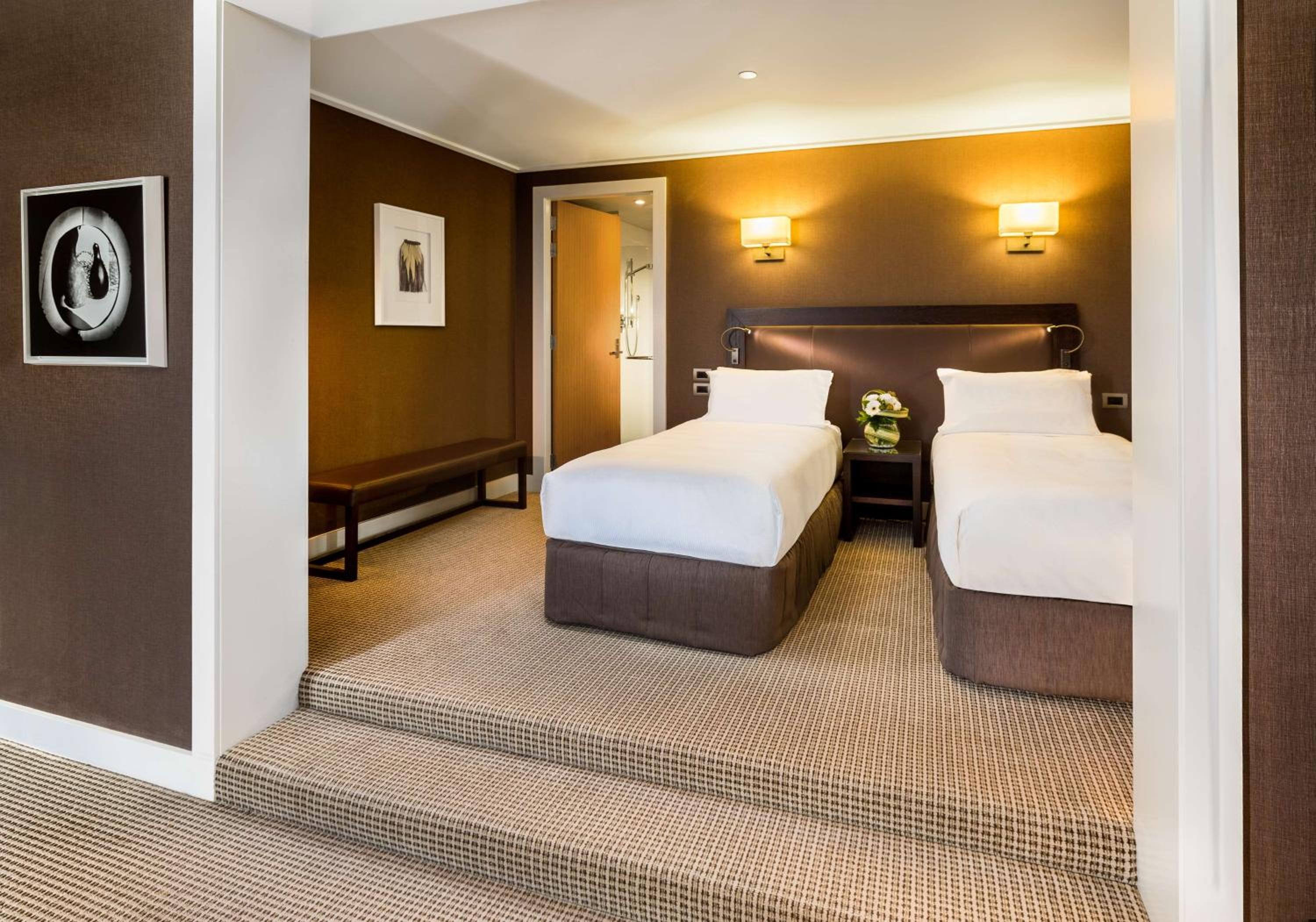Twin Room - Photo 1