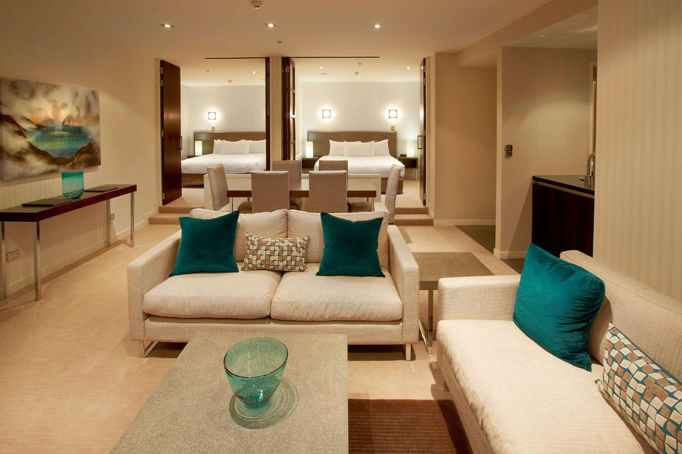 Two-Bedroom Lakeview Apartment with Two Bathrooms thumbnail 5