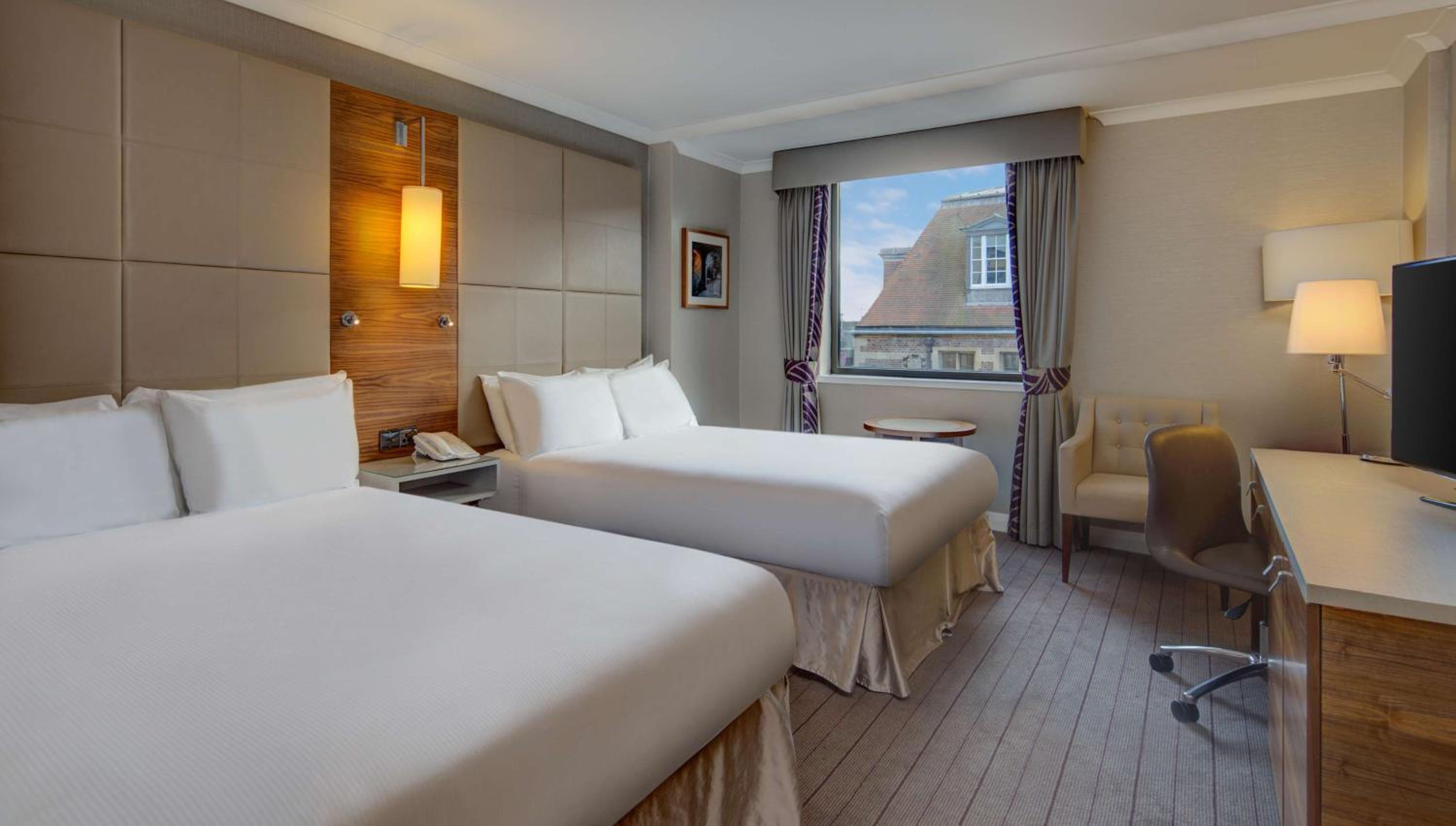 Double Room with Two Double Beds - Photo 3