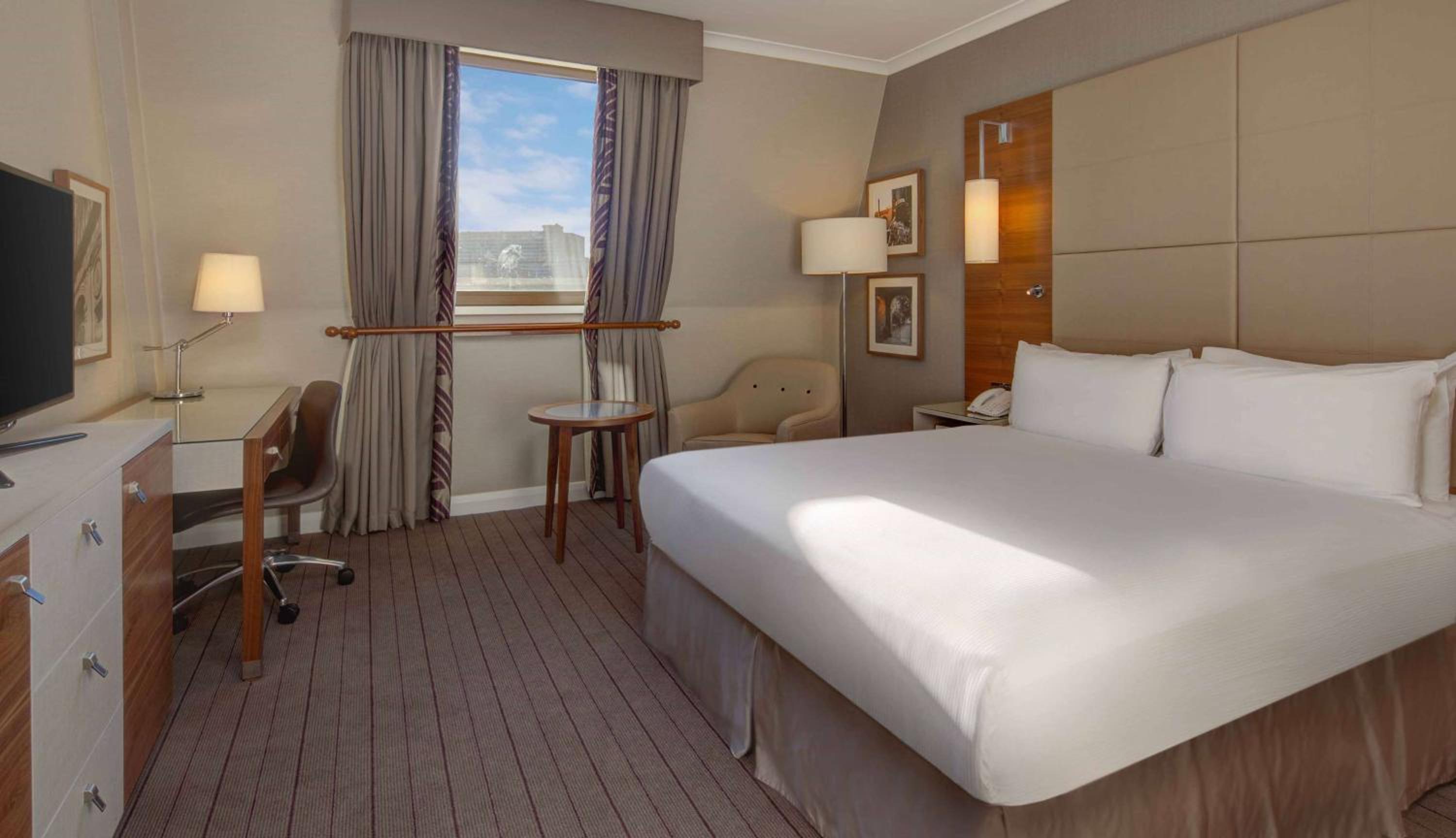 Queen Room - Photo 1