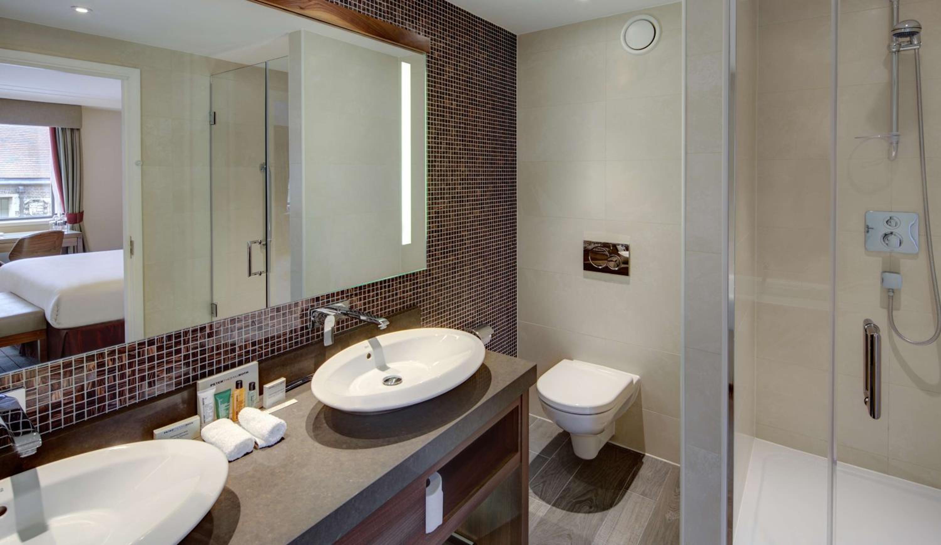King Suite - Photo 7