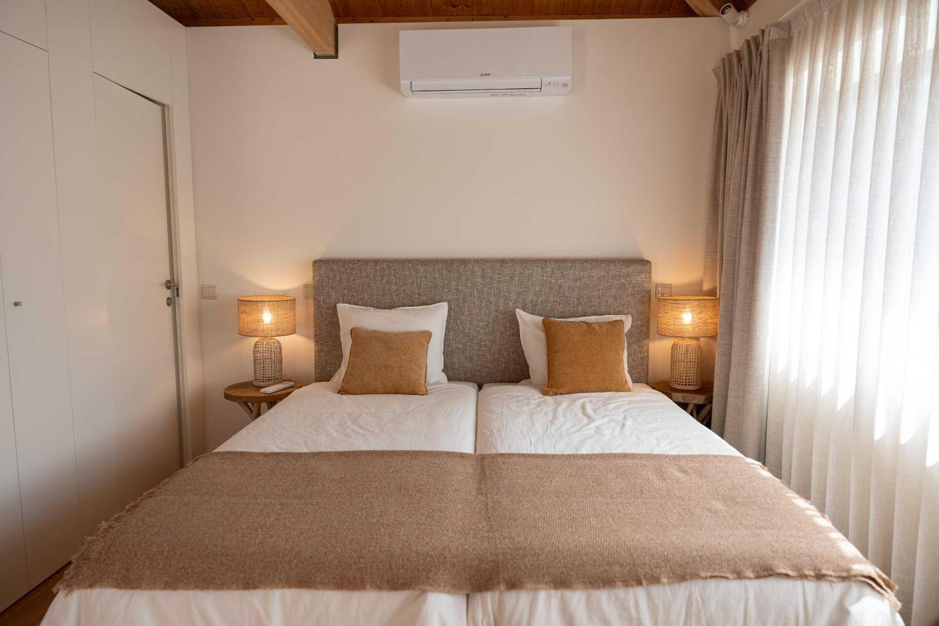 Deluxe Double or Twin Room with River View photo 3