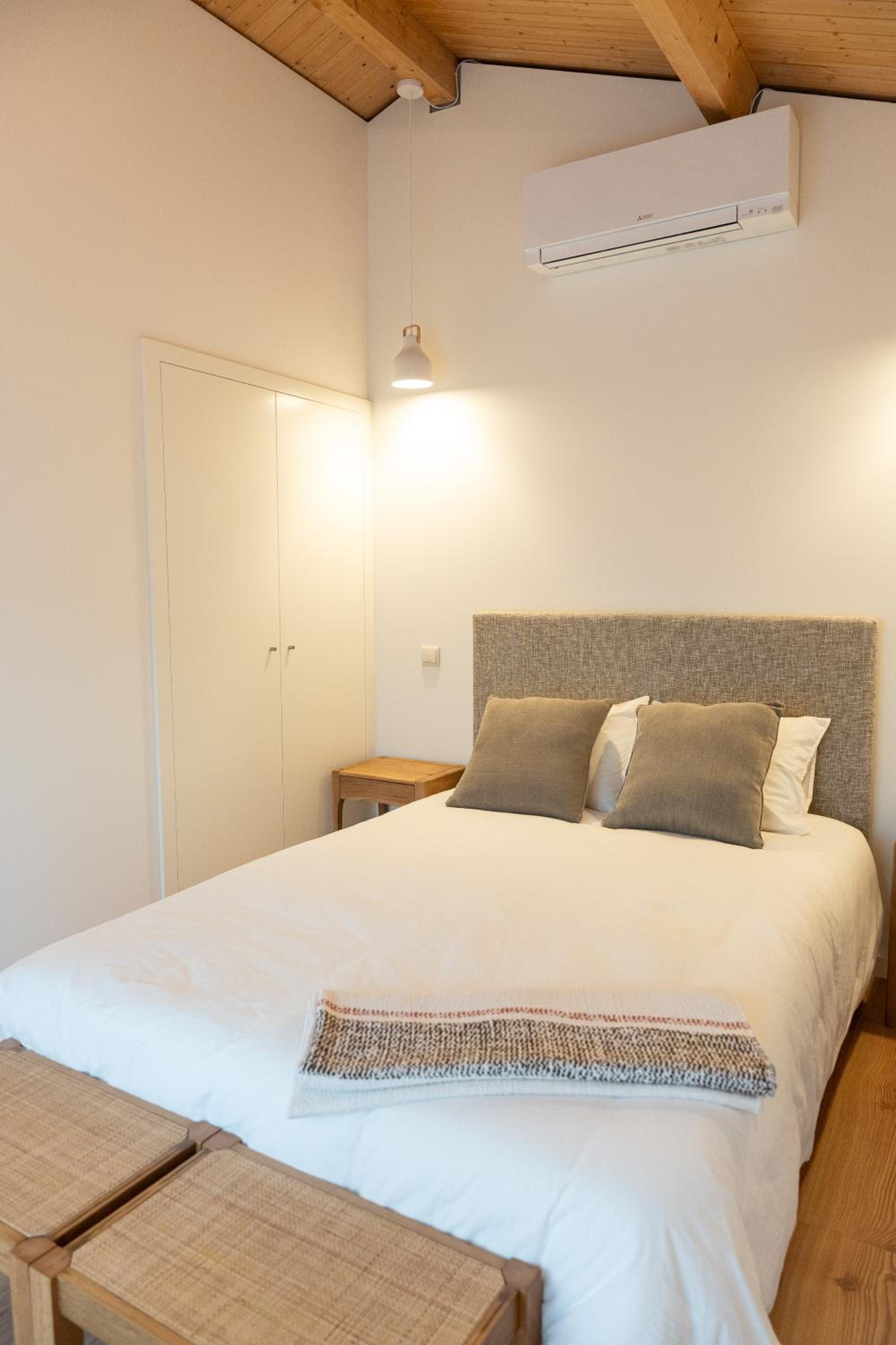 Deluxe Double or Twin Room with River View photo 2