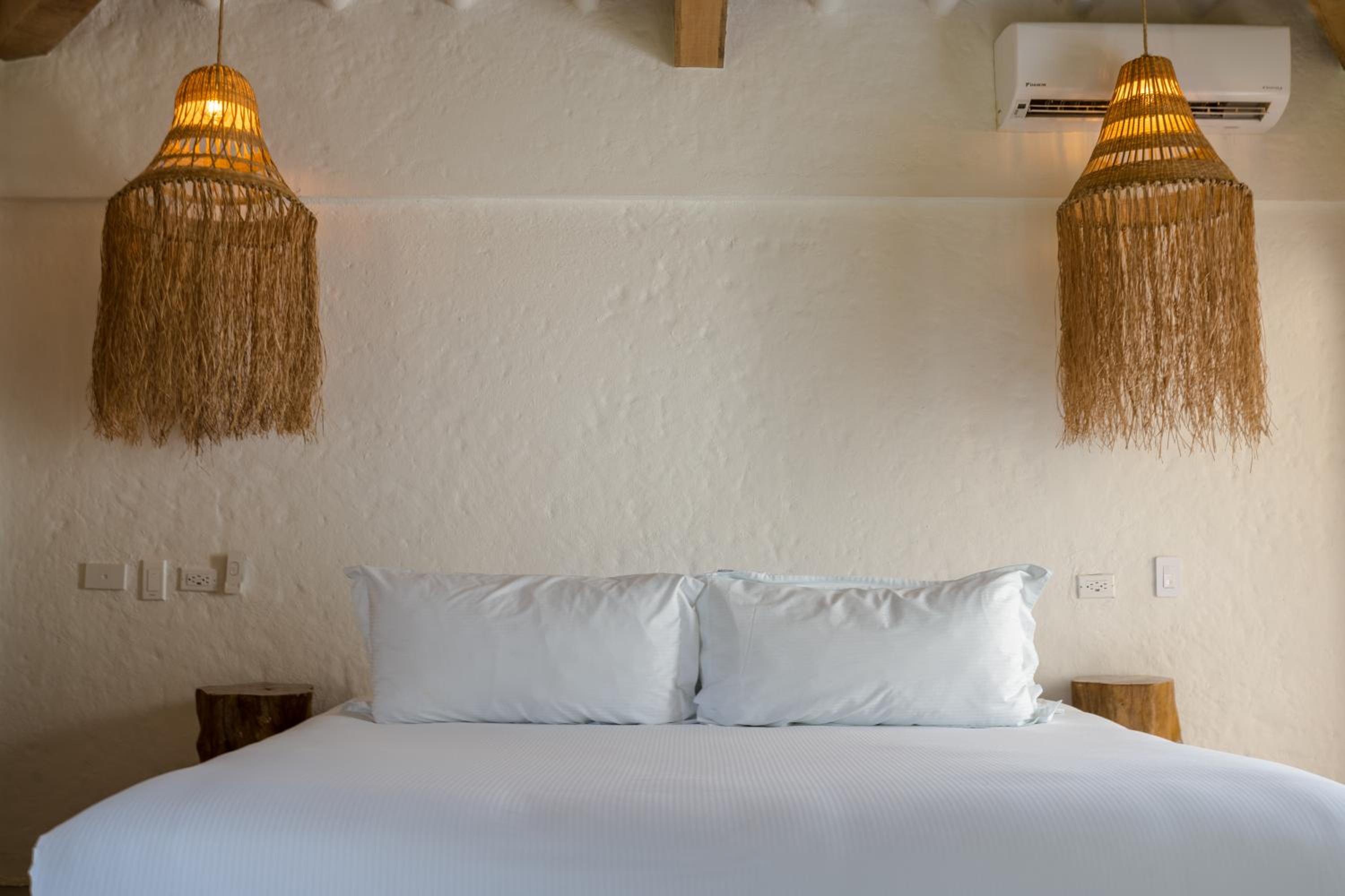 Deluxe King Suite