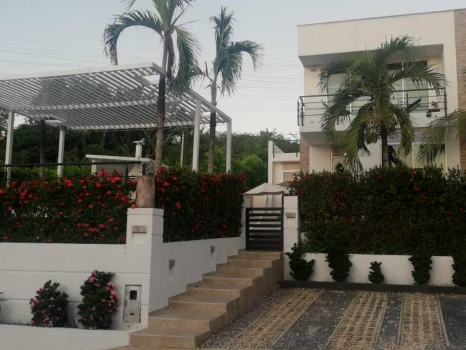 Villa photo 2