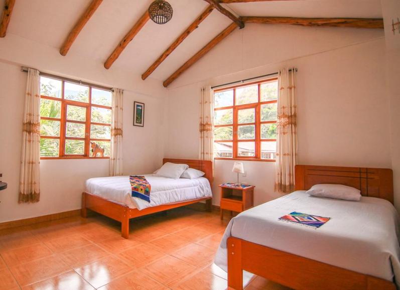 Twin Room with Private Bathroom photo 1