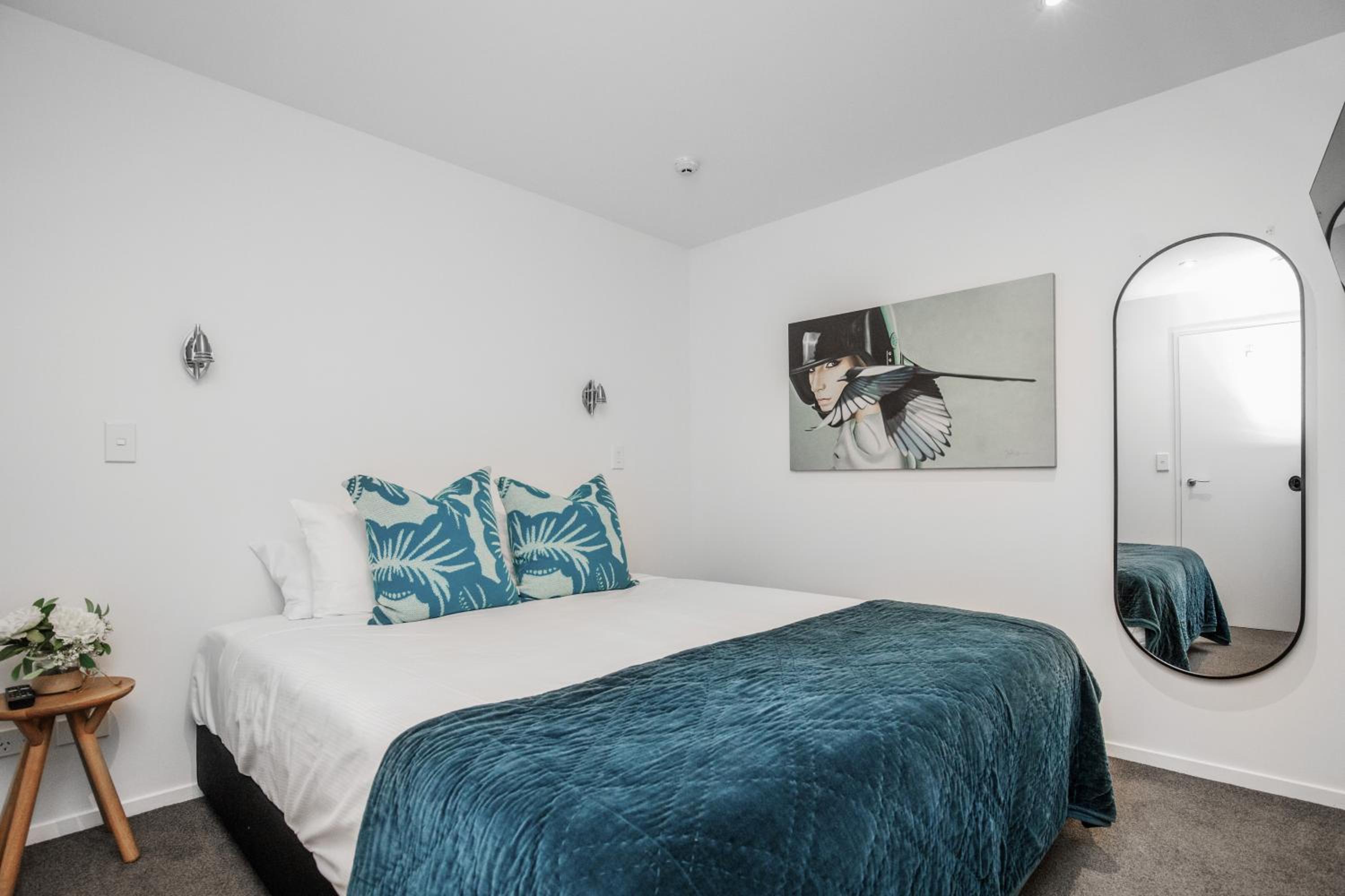 Two Bedroom Deluxe Apartment   photo 3