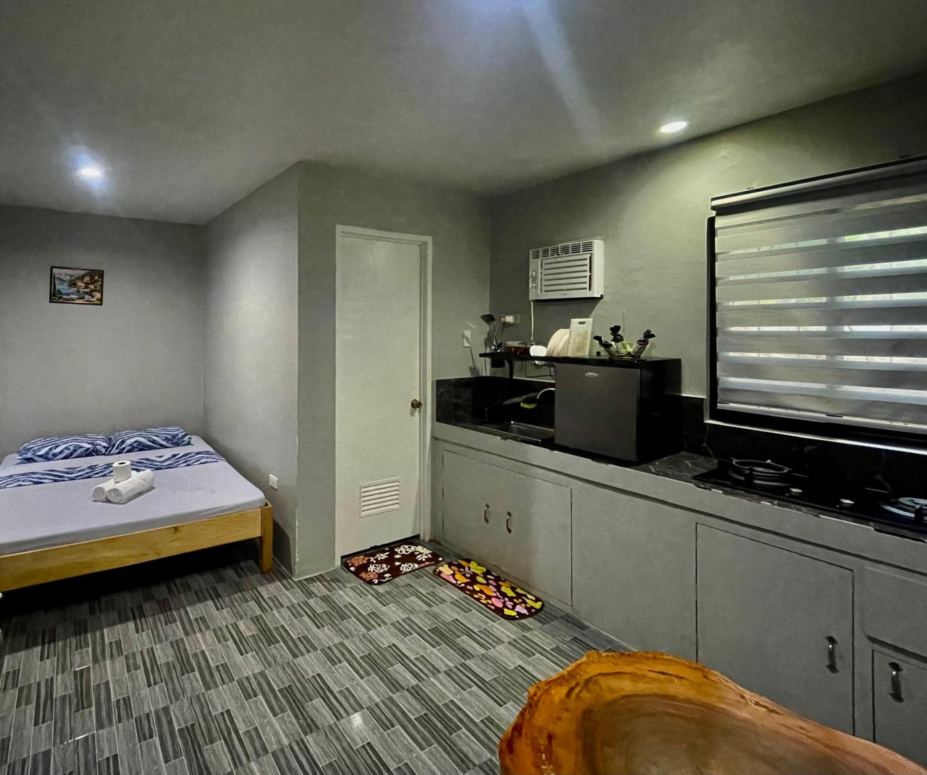 Deluxe Double Studio - Photo 1