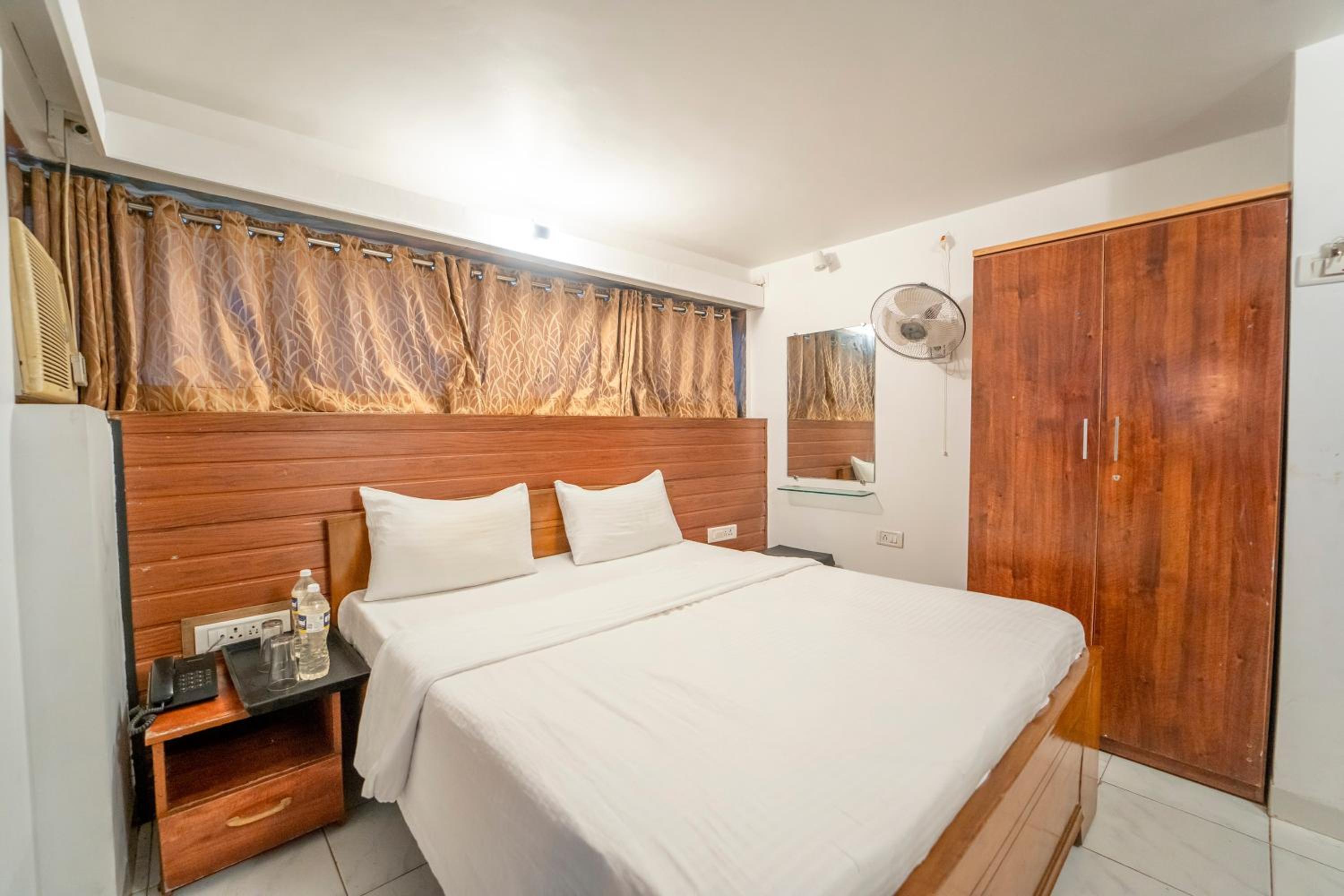 Deluxe Double Room photo 3