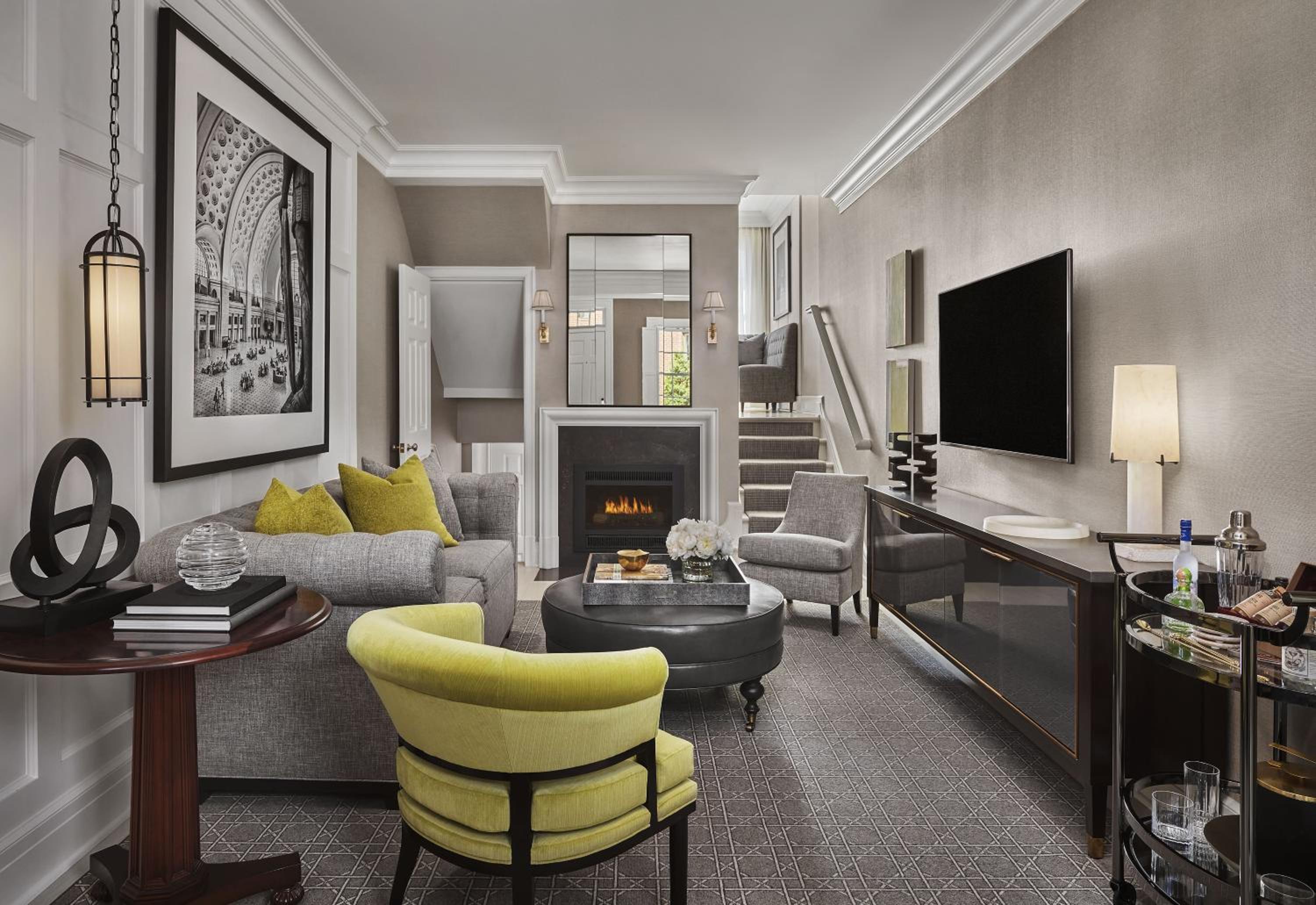 Townhouse - Photo 2