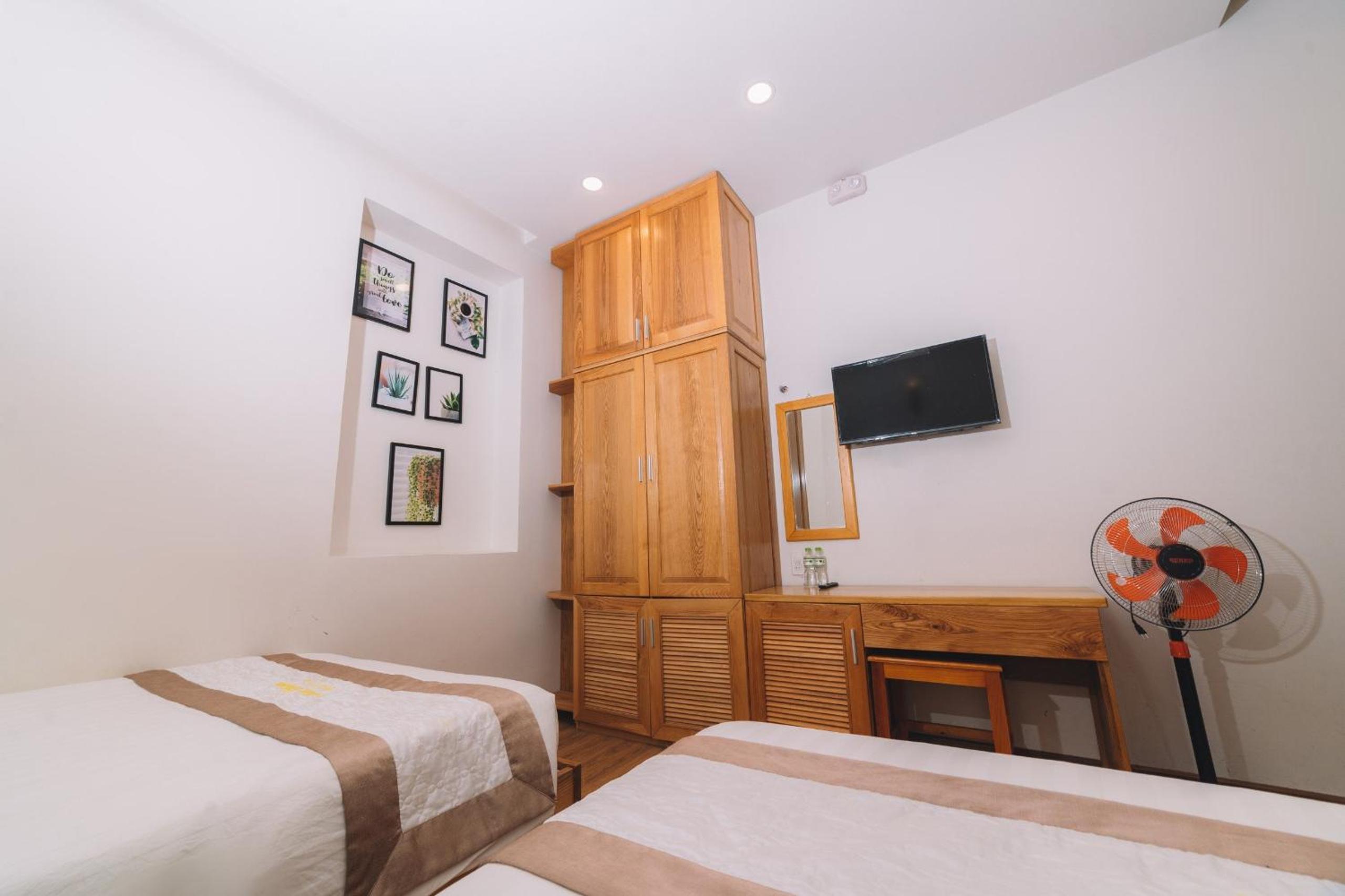 Superior Quadruple Room - Photo 8