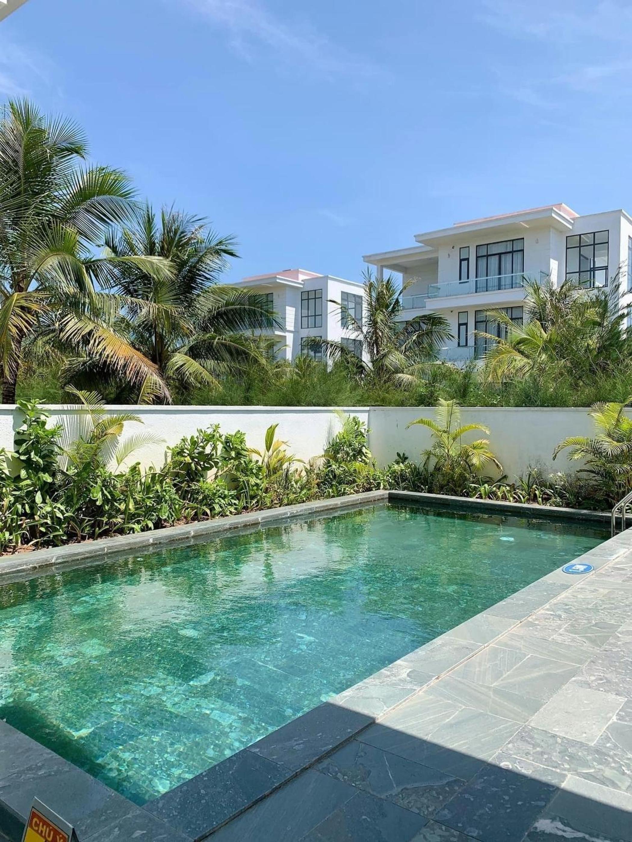Villa with Private Pool photo 3