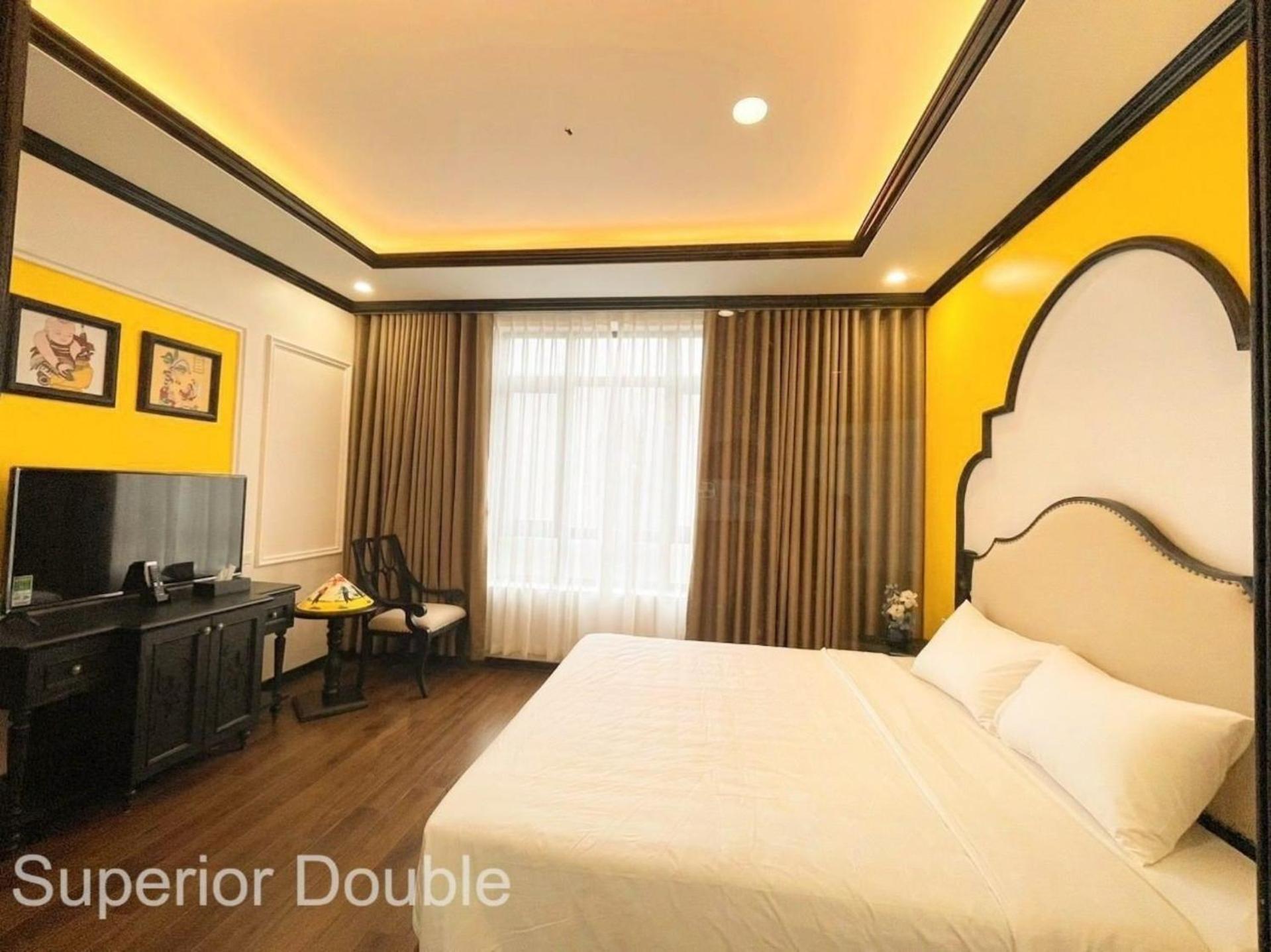 Superior King Room